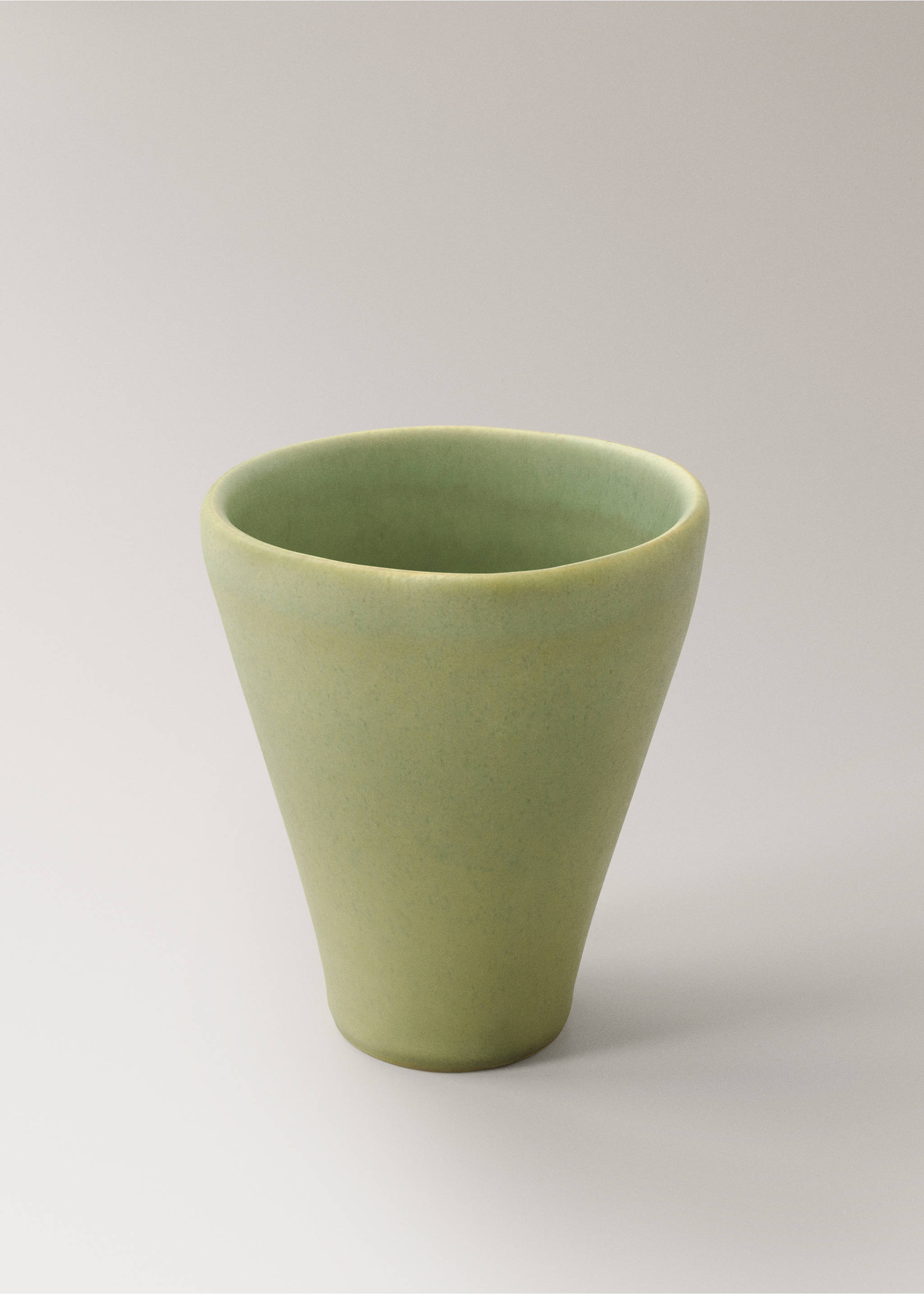 Tasse à café espresso en grès organique - Détail de l'article 2, Vert. Ref: 17072038-00.