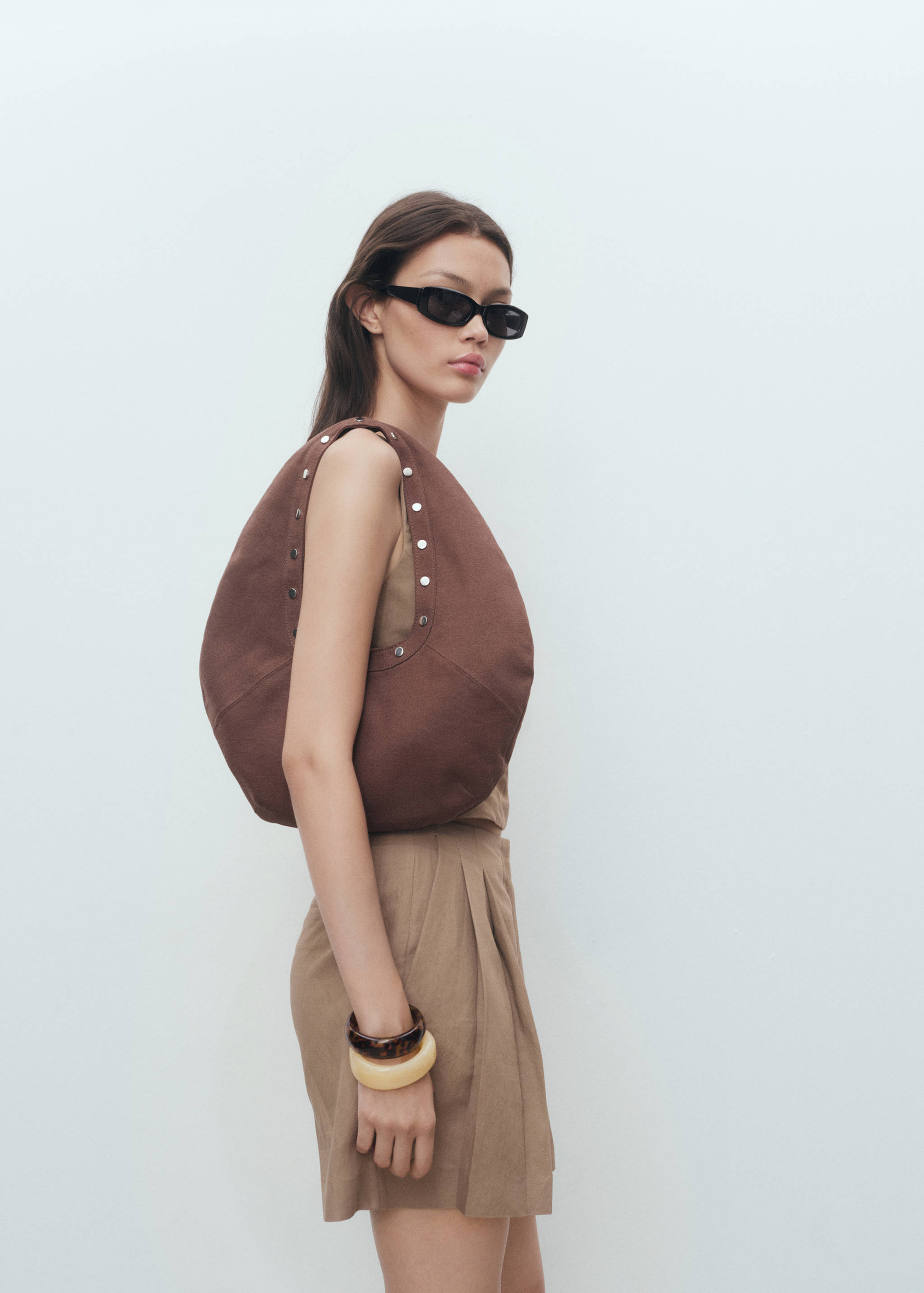 Linen bermuda shorts - Details of the article 1