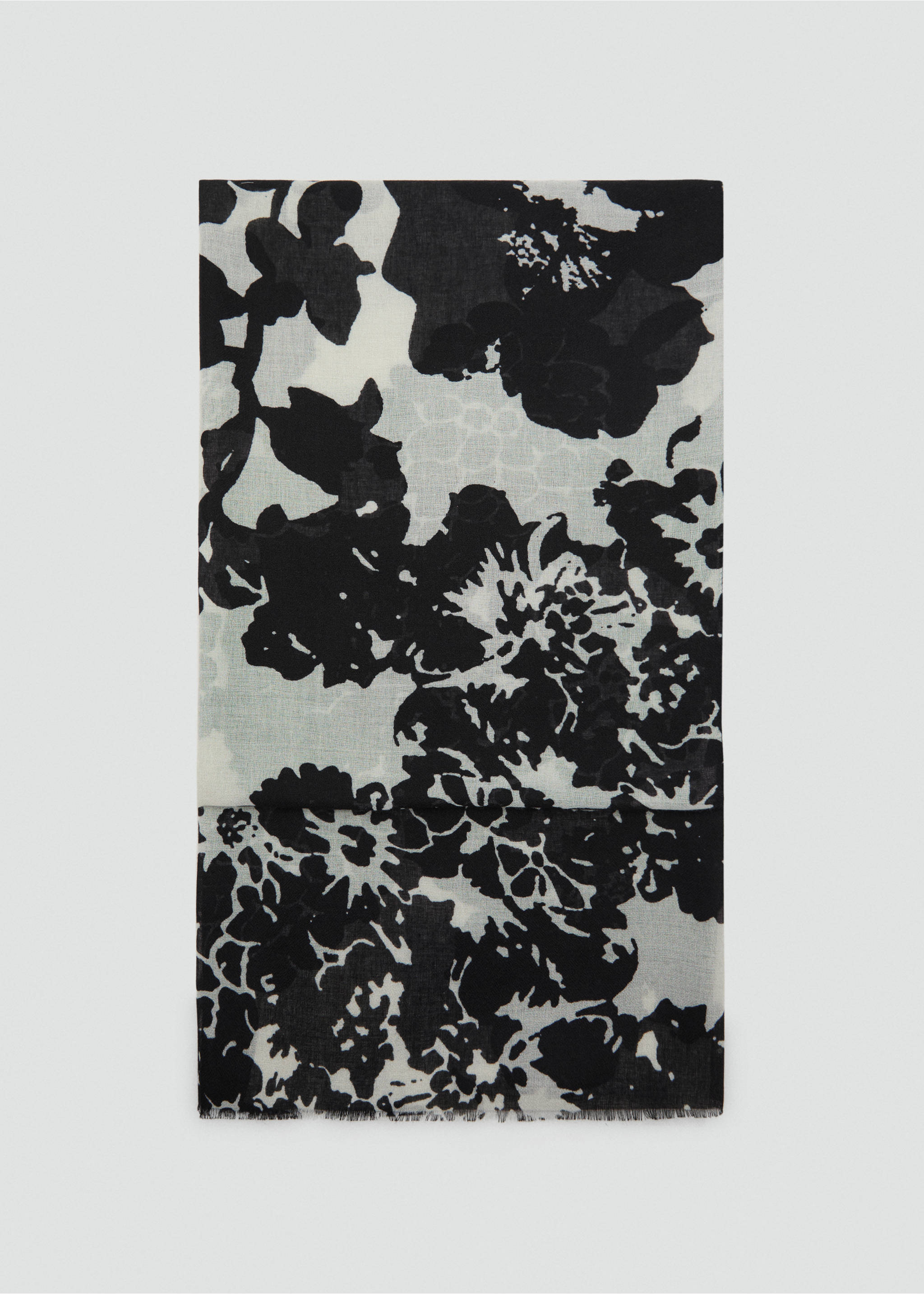 Fulard estampat floral - Article sense model, Negre. Ref: 17072541-00.