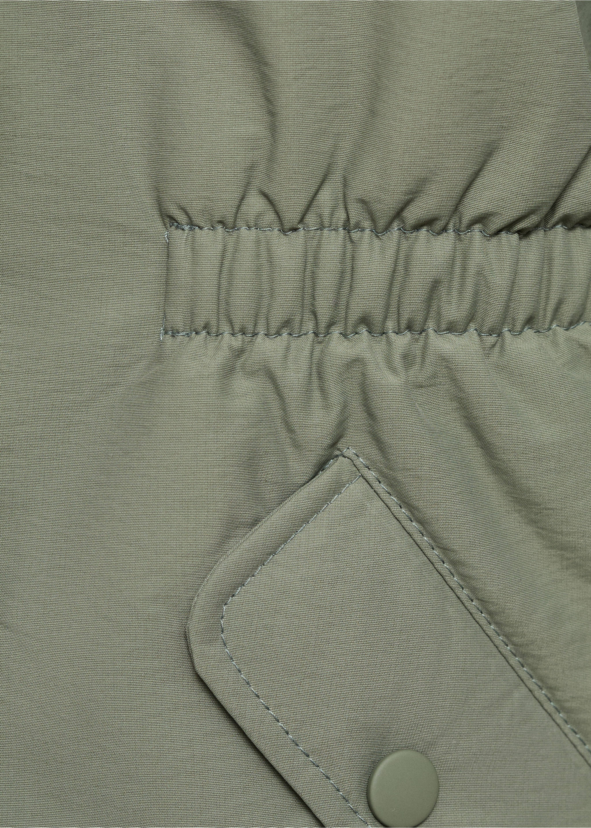 Hooded trench - Details of the article 0, Medium Green. Ref: 17072893-00.