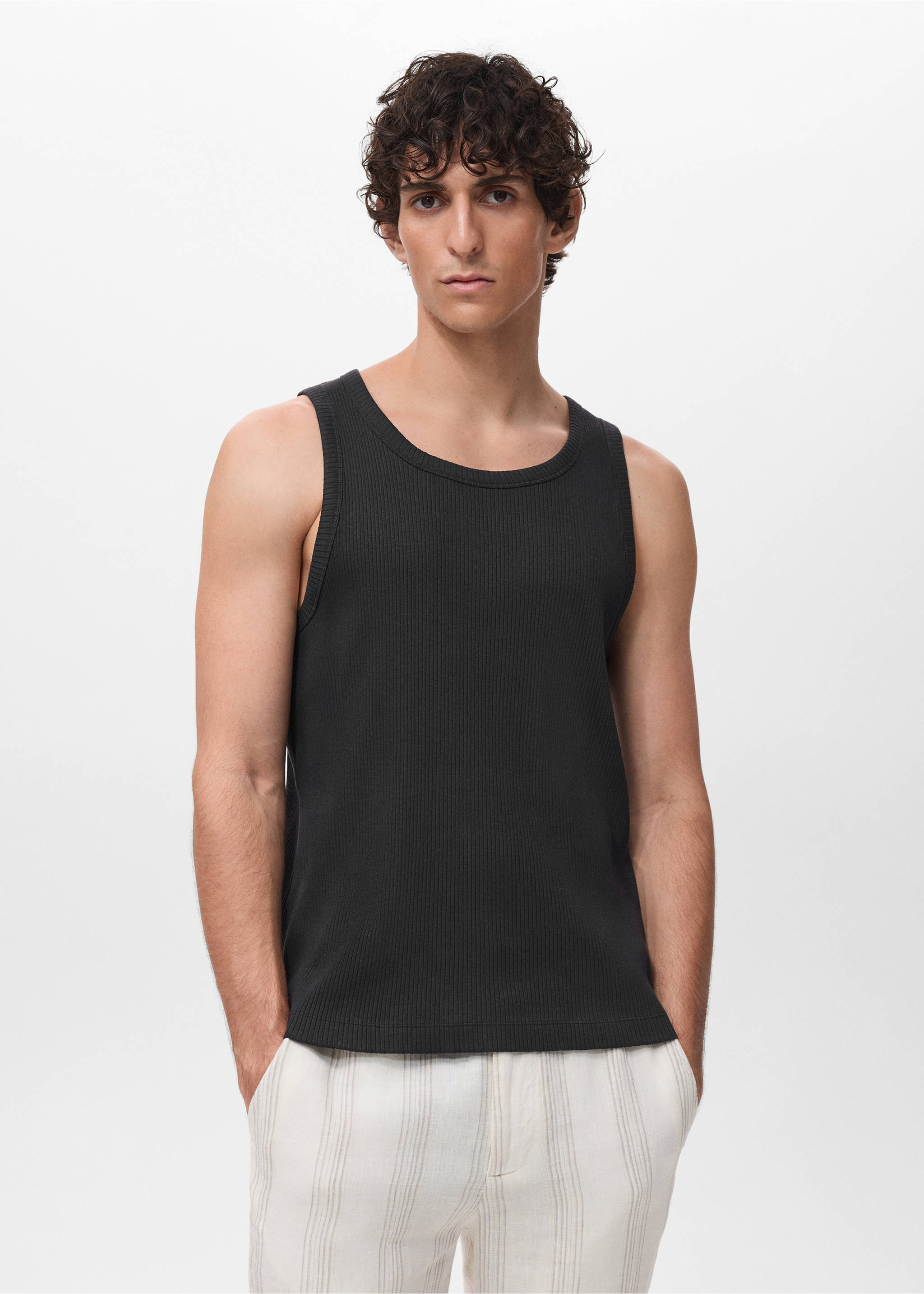 Slim-fit ribbed tank top - Medium plane, Black. Ref: 17072898-00.