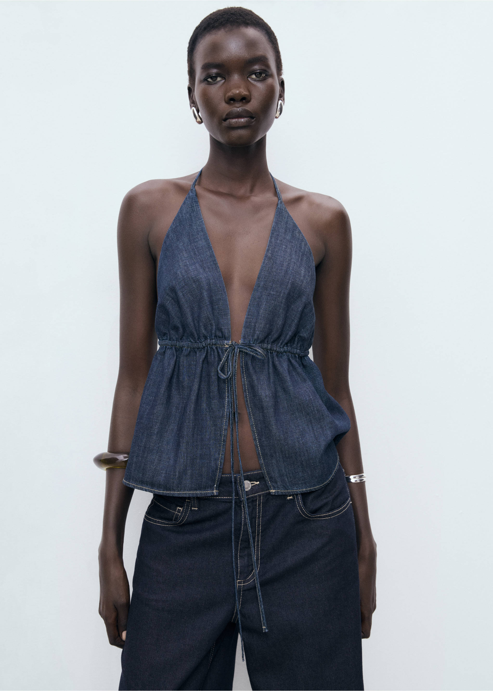 Low-rise wideleg jeans - Details of the article 1, Open Blue. Ref: 17072901-00.