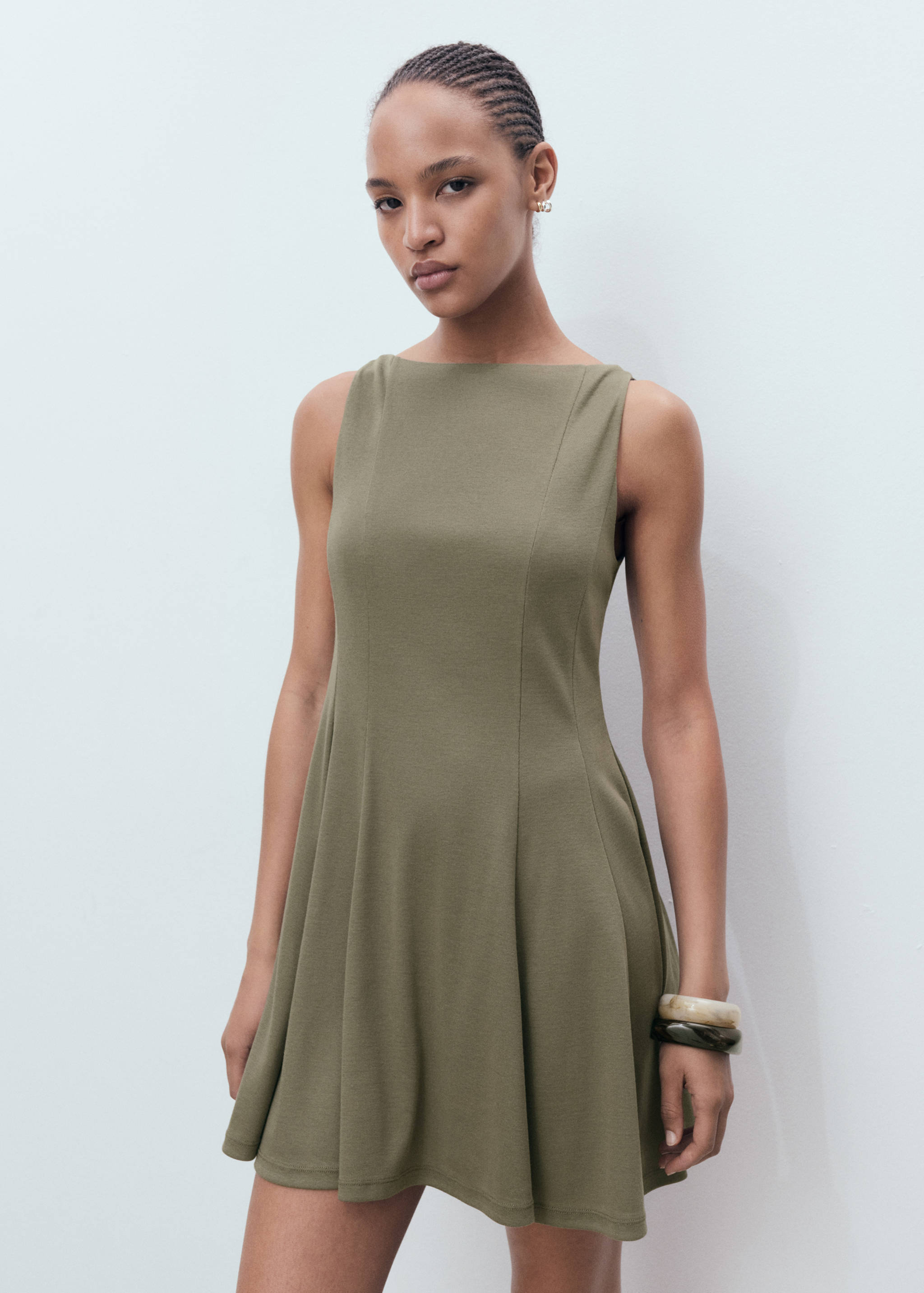 Pleated A-line dress - Medium plane
