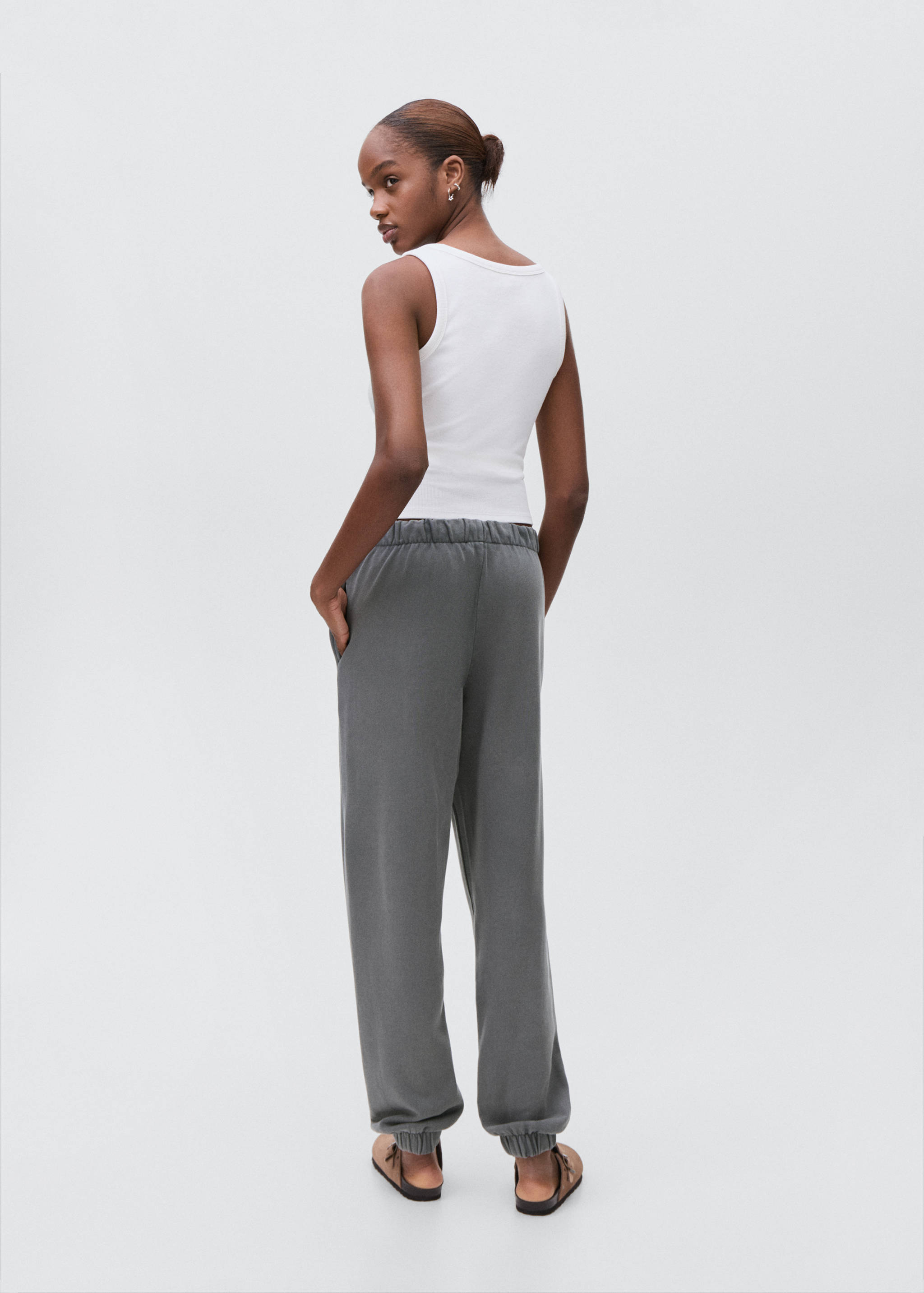 Cotton joggers with elastic waist - Reverse of the article