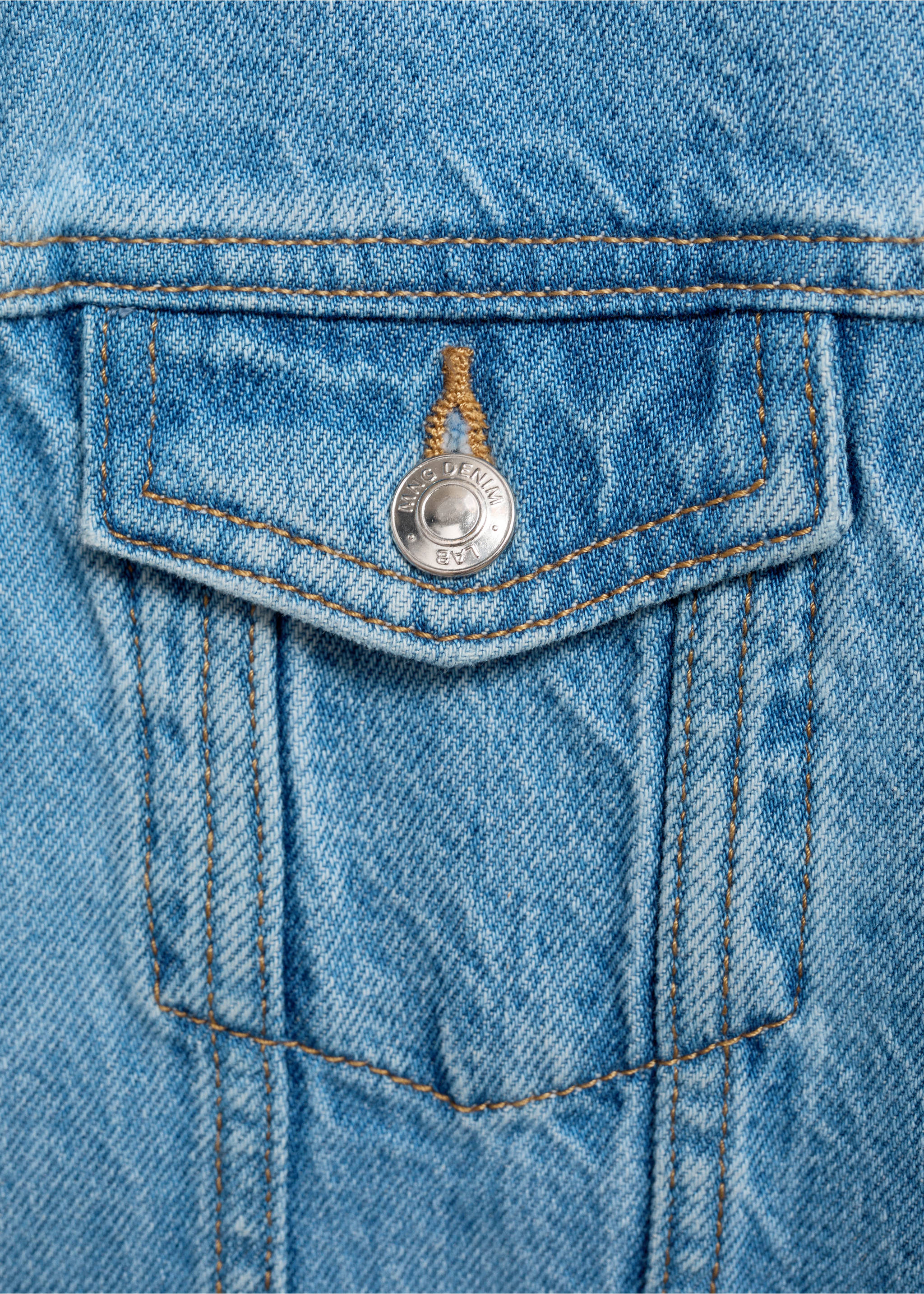 Basic denim jacket - Details of the article 0, Medium Blue. Ref: 17072911-00.