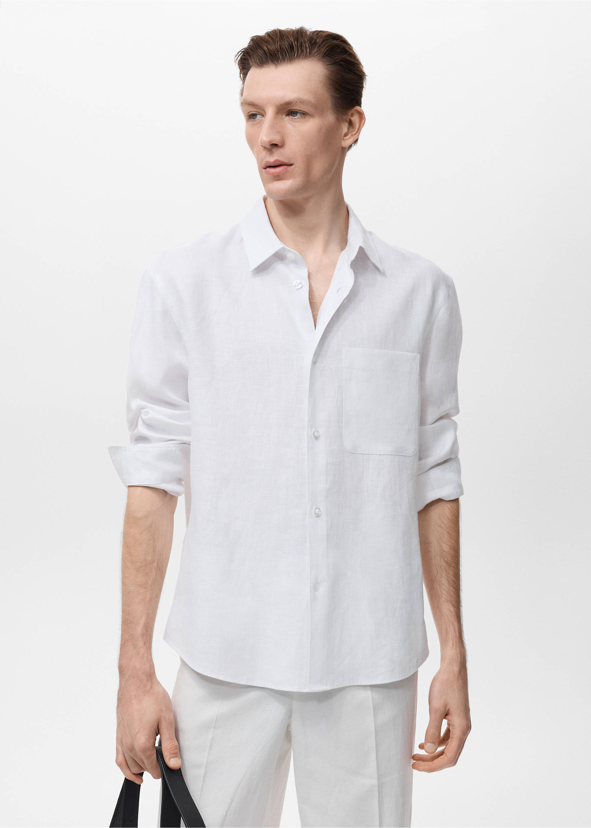 Chemise 100 % lin avec poche - Plan moyen, Blanc cassé. Ref: 17072912-00.