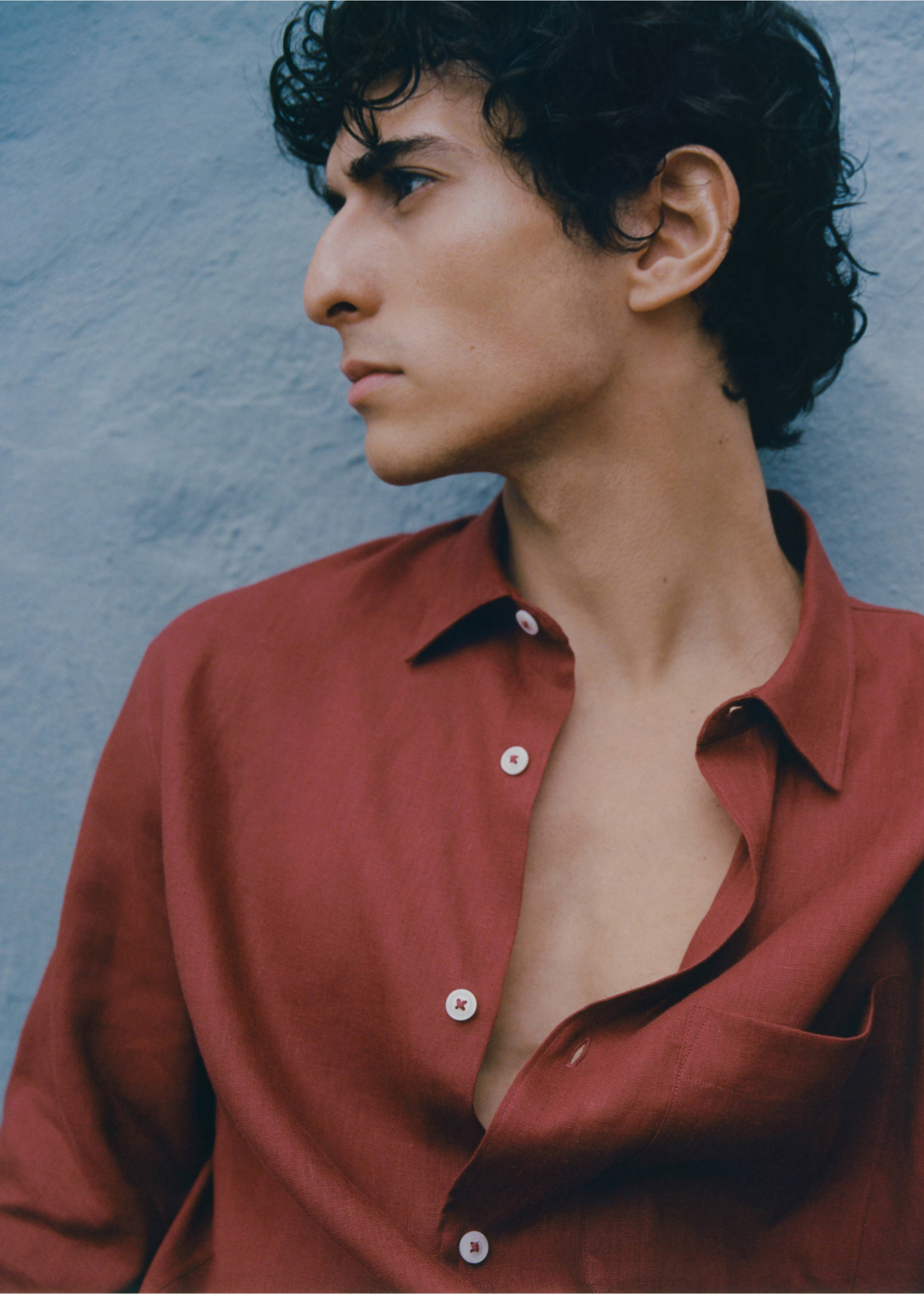 100% linen shirt with pocket - Details of the article 3, Cherry. Ref: 17072912-00.