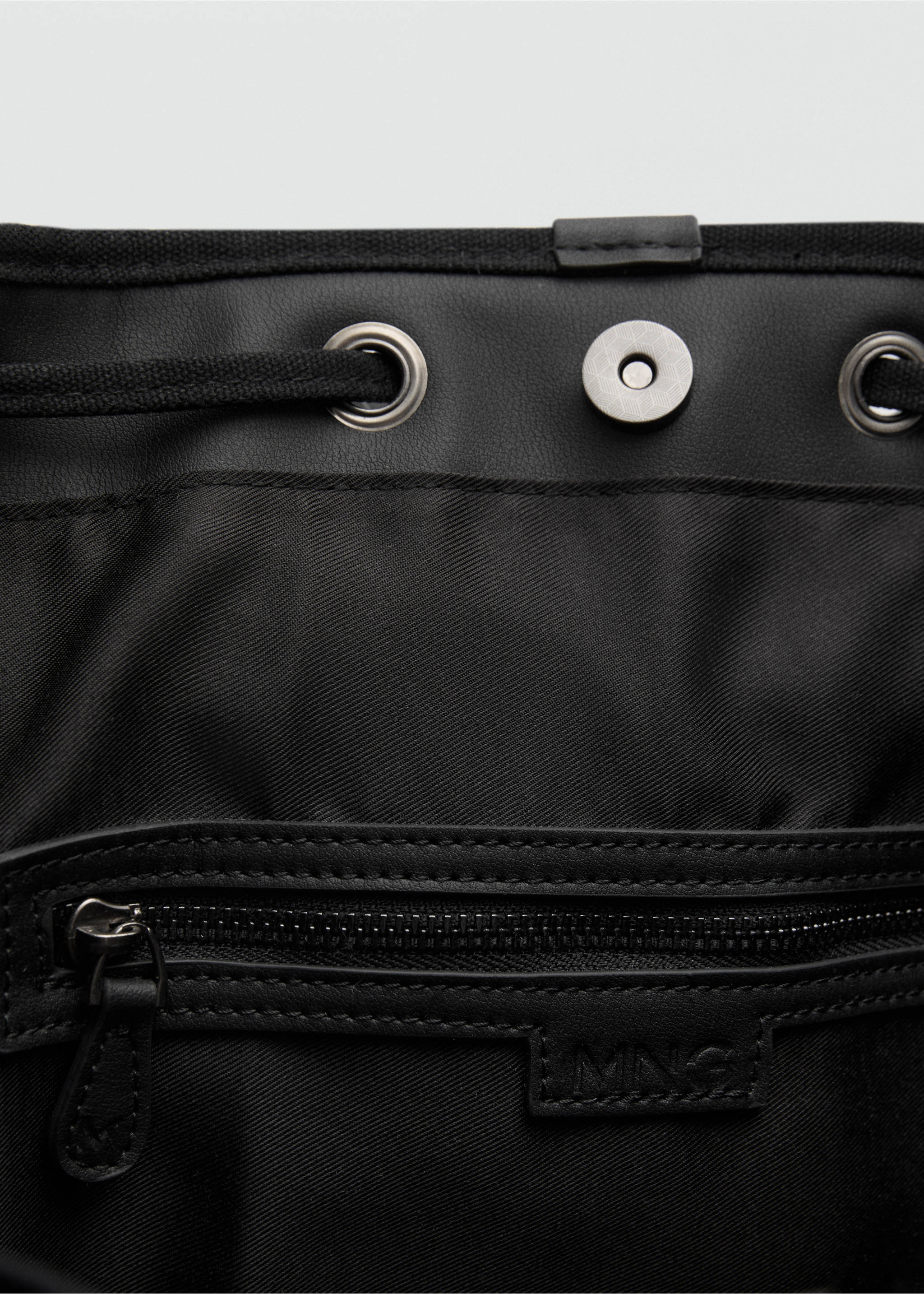 Lace-up sack backpack - Details of the article 3, Black. Ref: 17072918-00.
