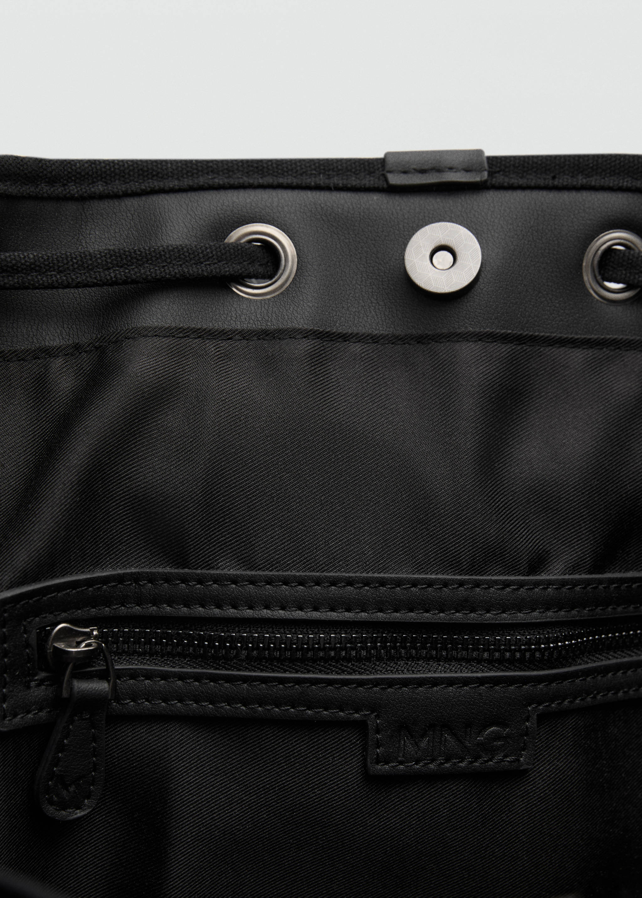 Lace-up sack backpack - Details of the article 3