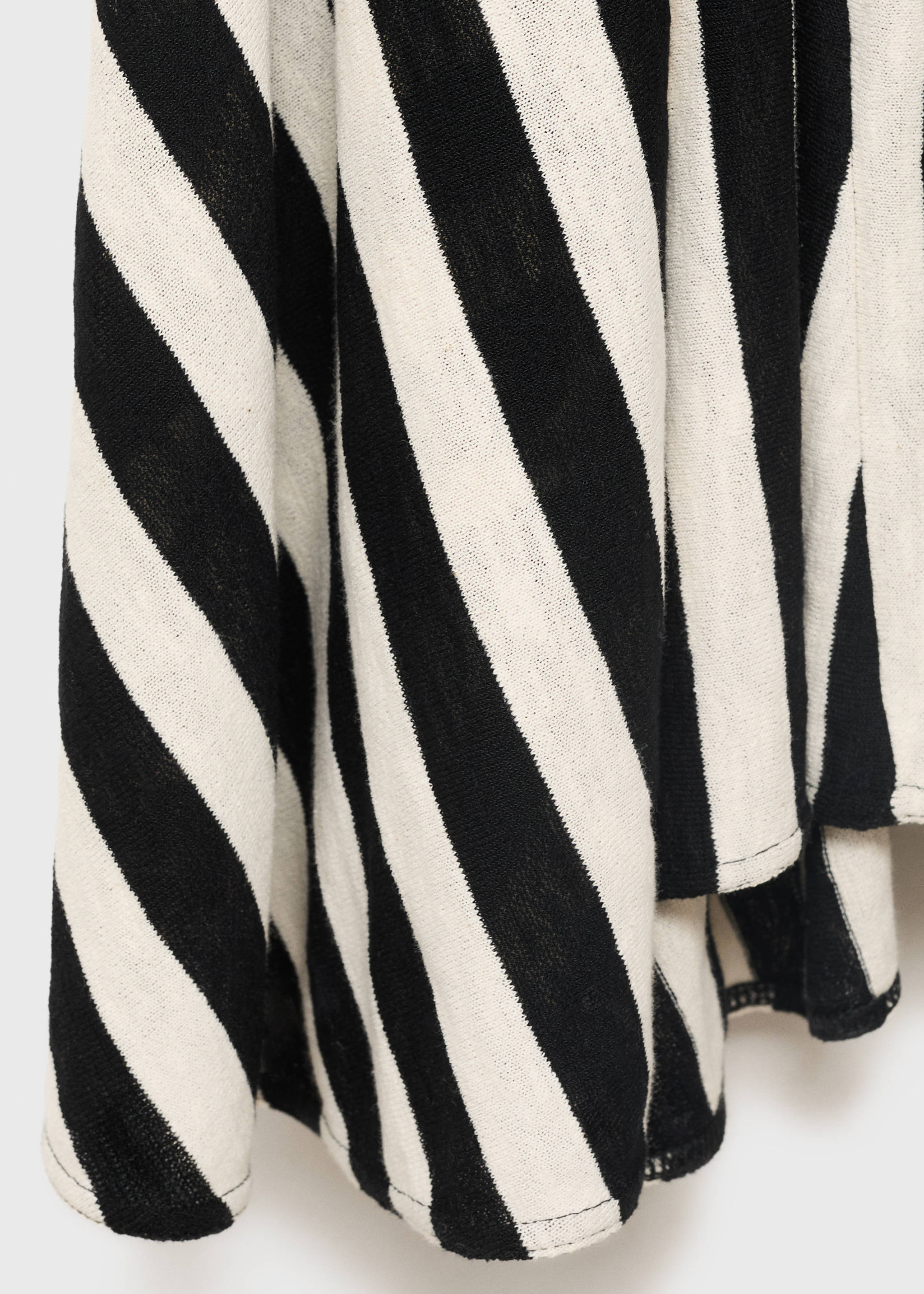 Asymmetrical low-knit dress - Details of the article 0