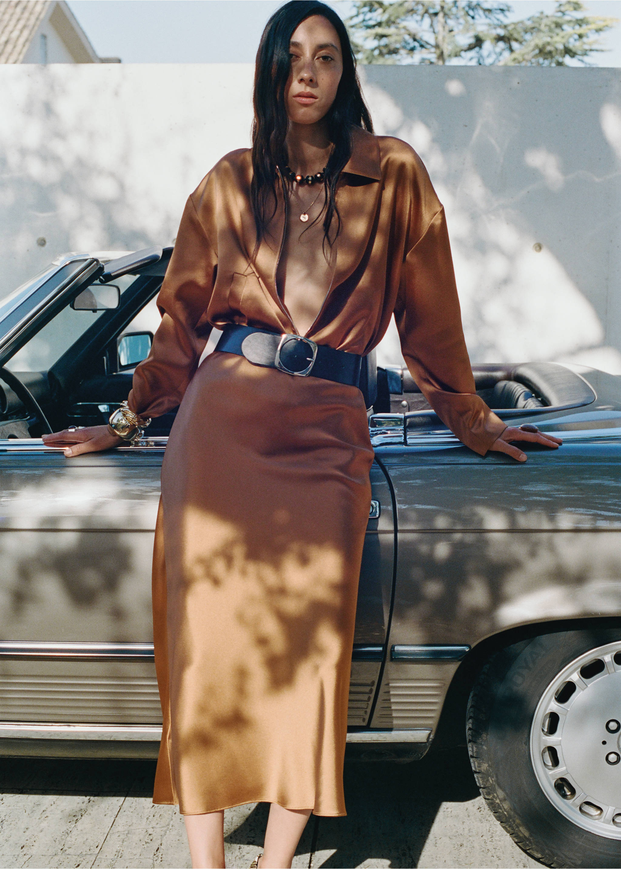 Midi satin skirt - Details of the article 6, Cognac. Ref: 17072928-00.