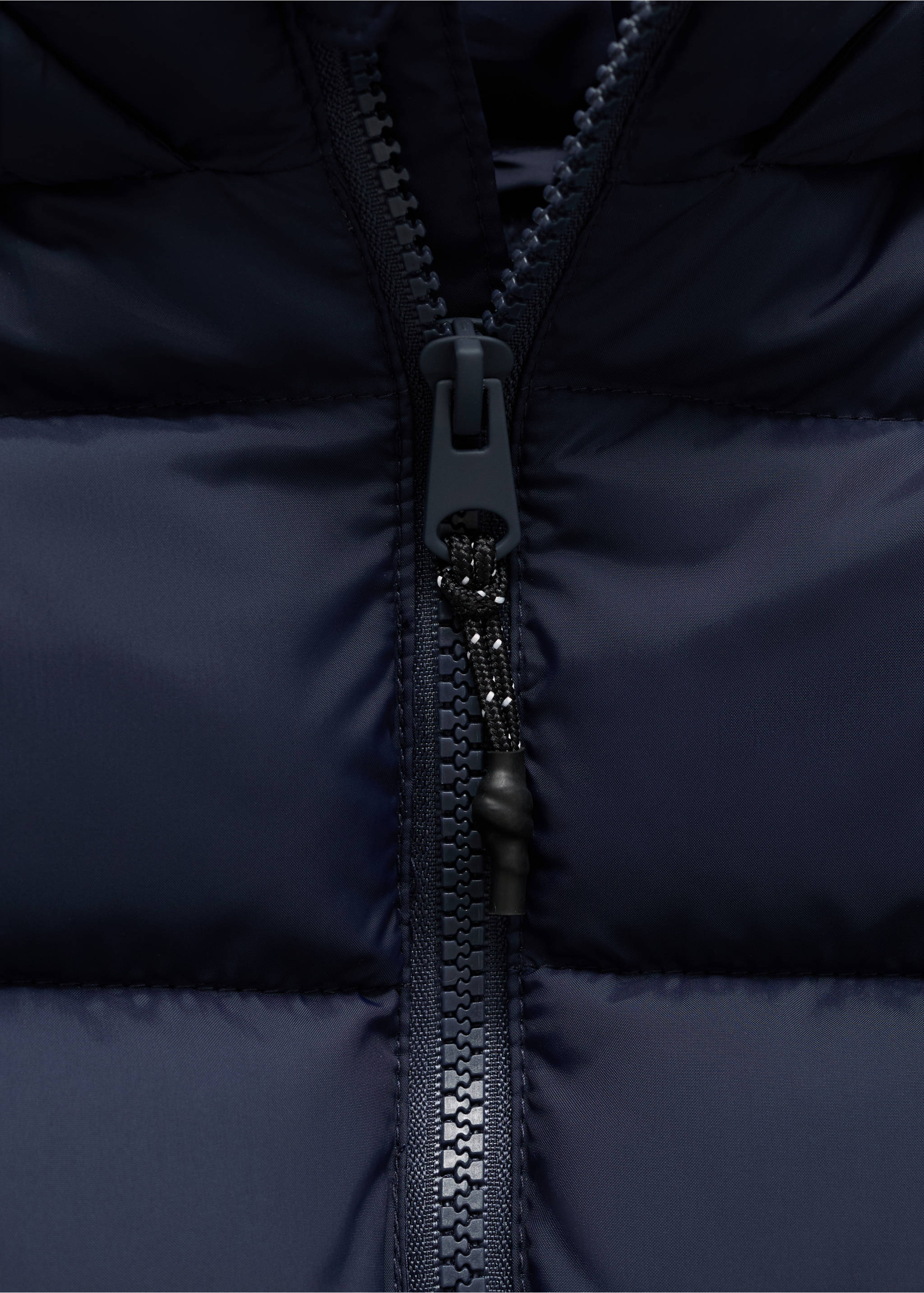 Hooded liner quilted coat - Details of the article 8, Navy. Ref: 17073271-00.