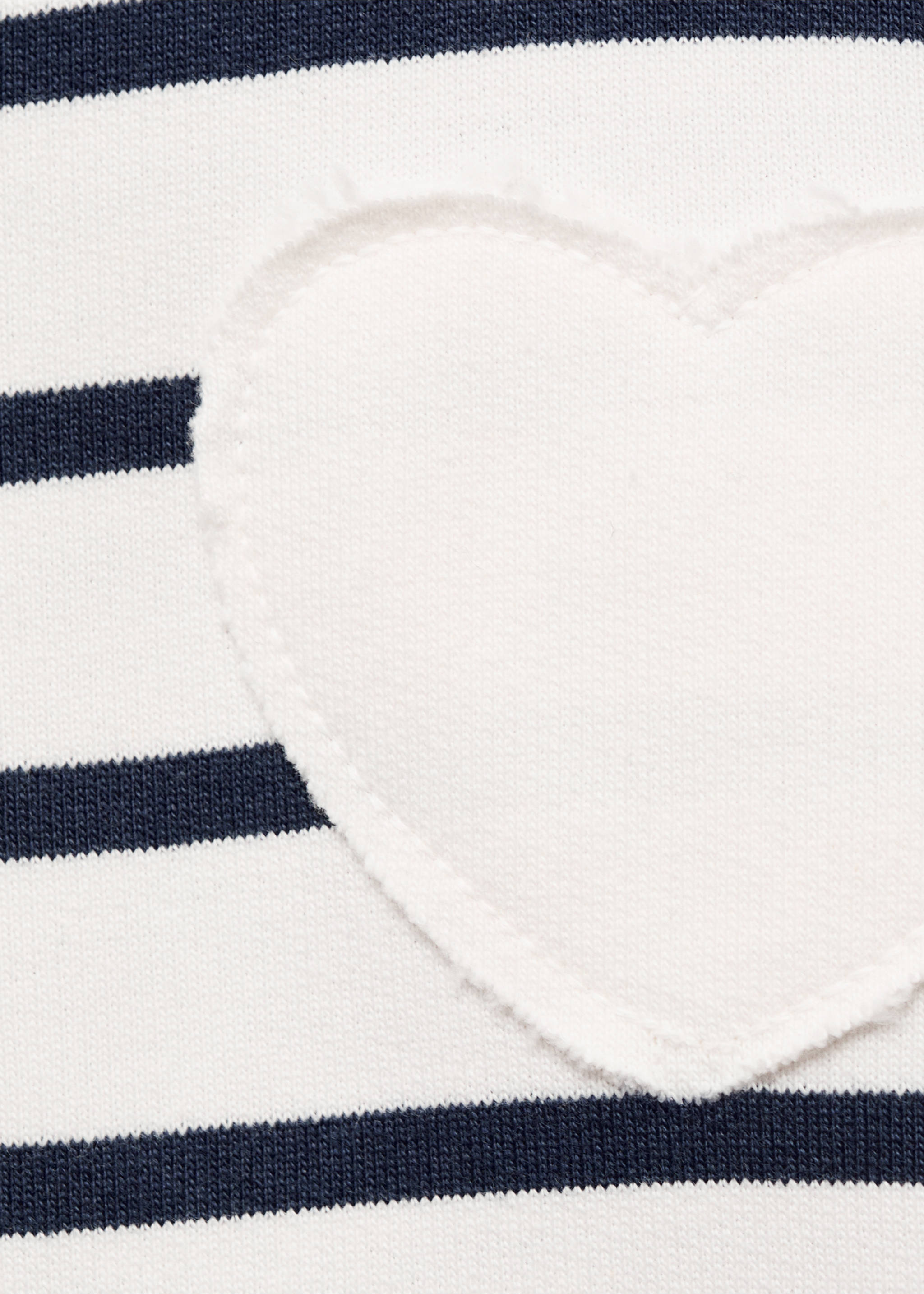 Sudadera bordado corazón - Detalle del artículo 8, Blanco roto. Ref: 17073282-00.
