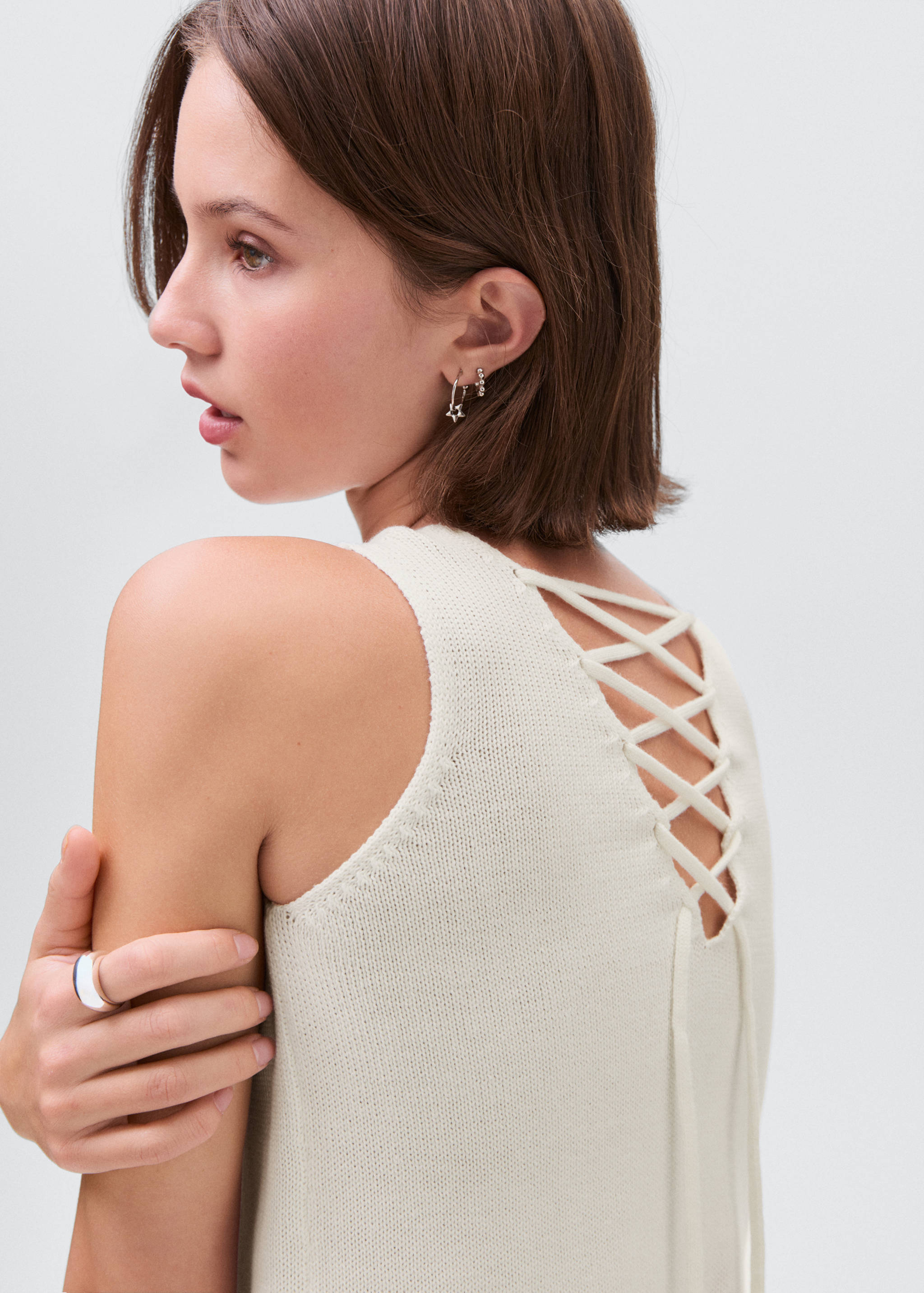Knitted top with drawstring - Details of the article 1