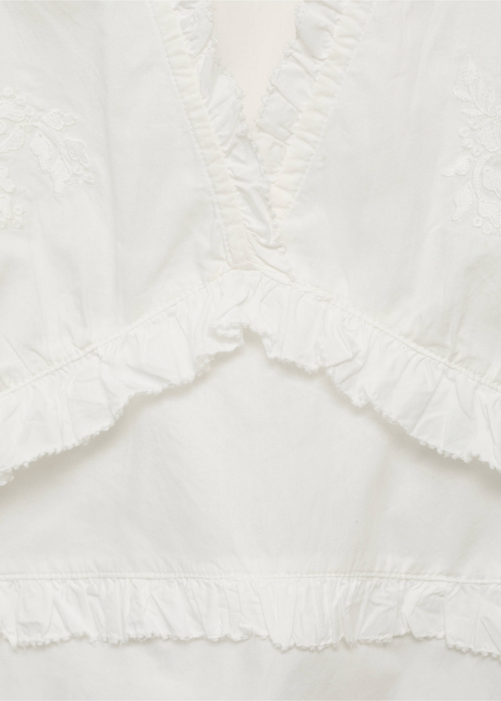 Blouse brodée volants - Détail de l'article 8, Blanc cassé. Ref: 17073290-00.