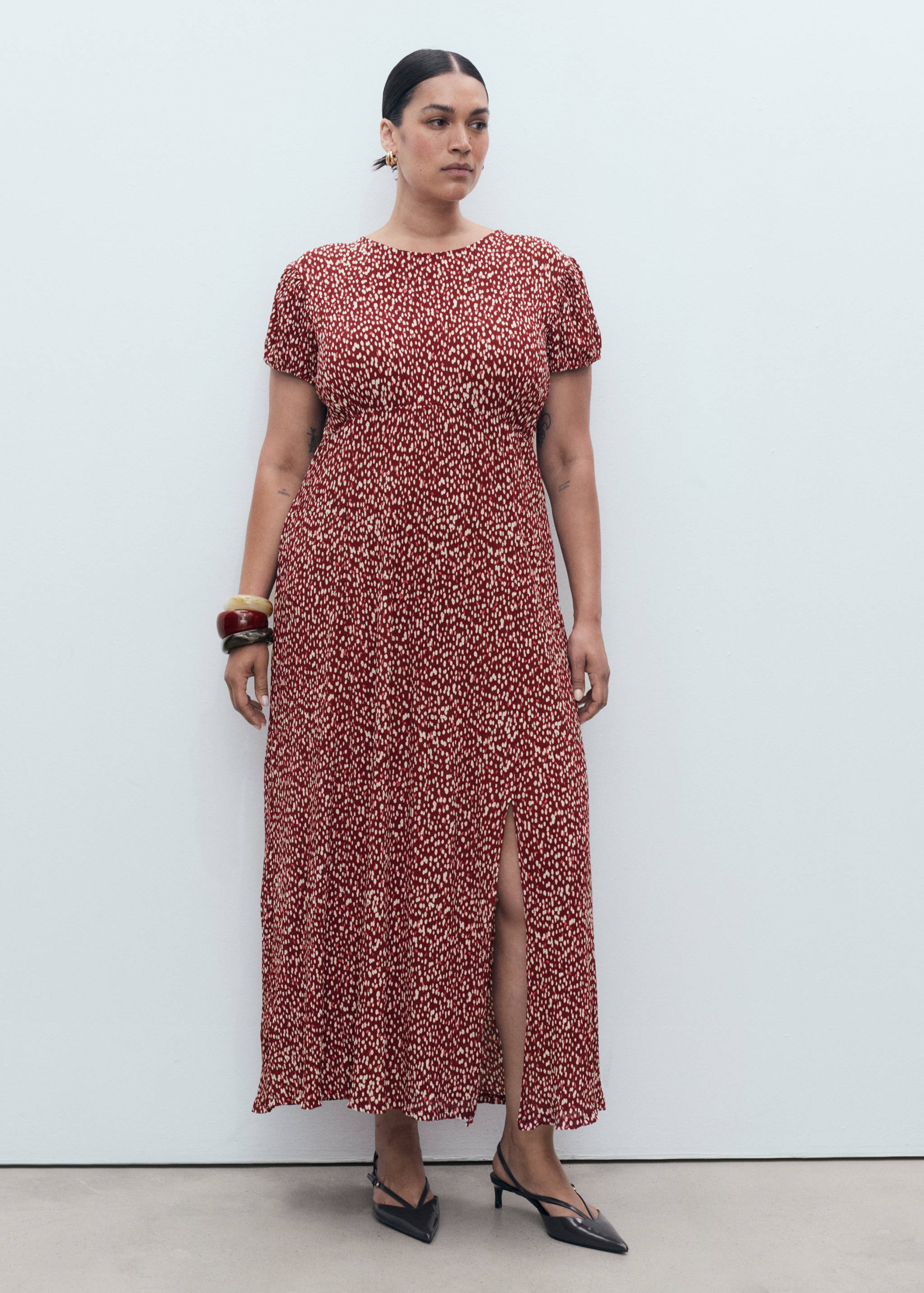 Printed dress with side opening - Details of the article 3