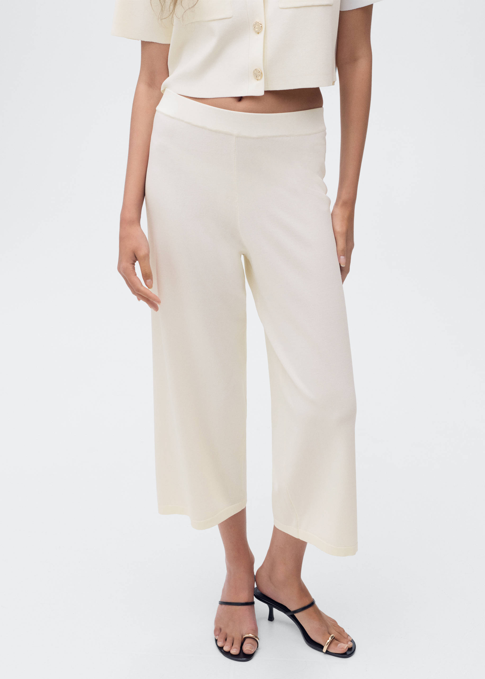 Pantalón crop punto - Plano medio