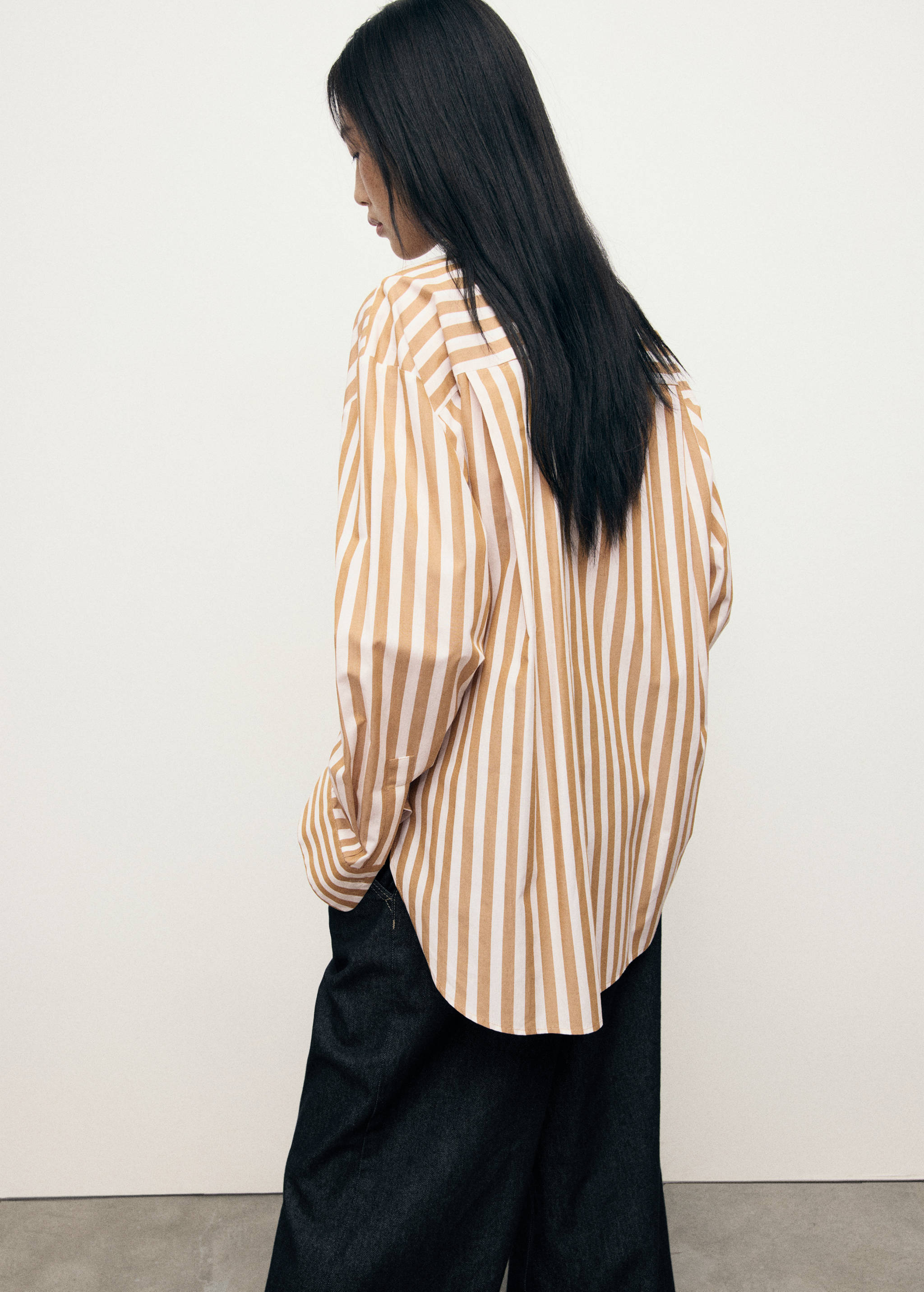 Oversize striped shirt - Reverse of the article
