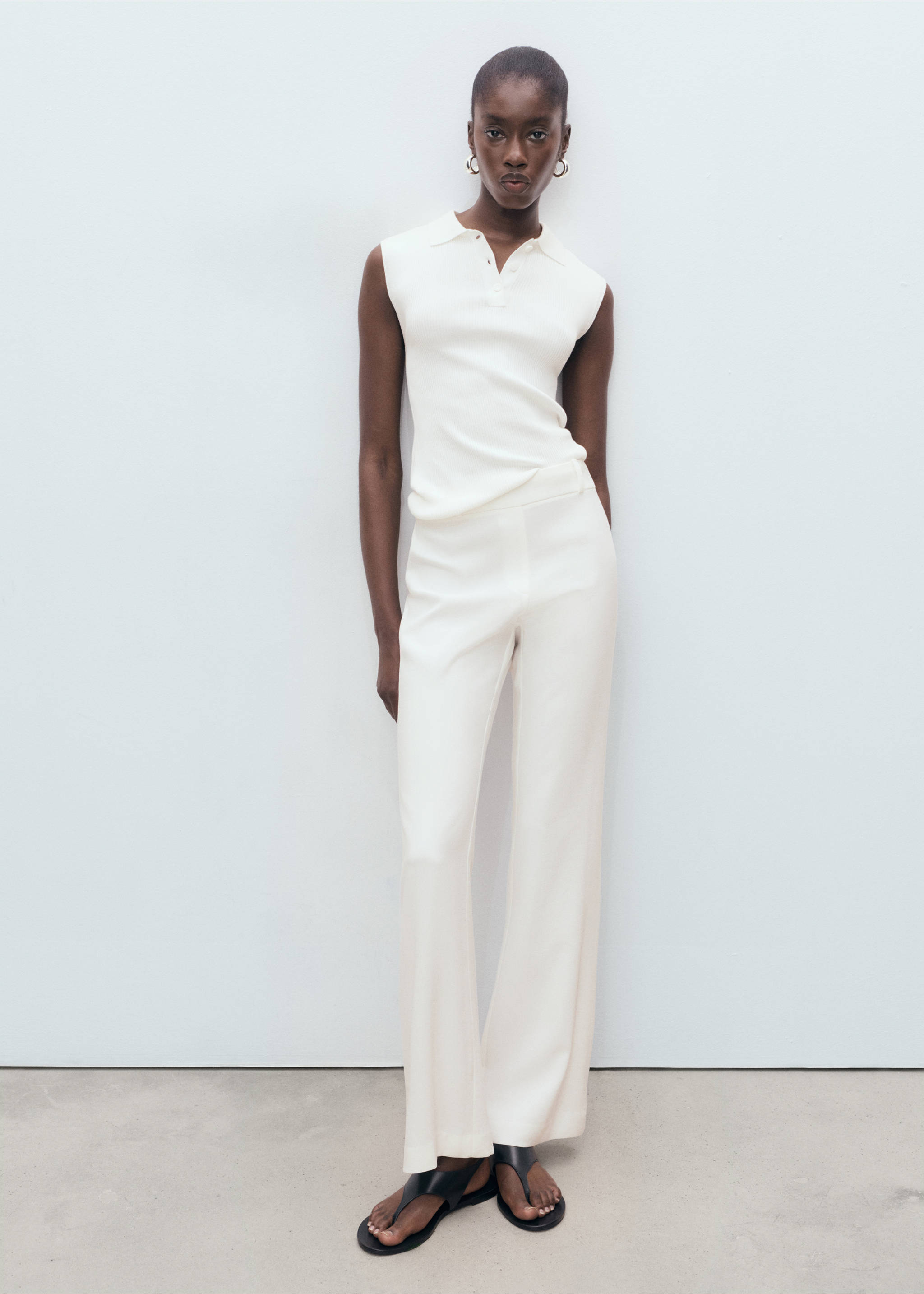 Straight-leg trousers with belt loops - General plane, White. Ref: 17074090-00.