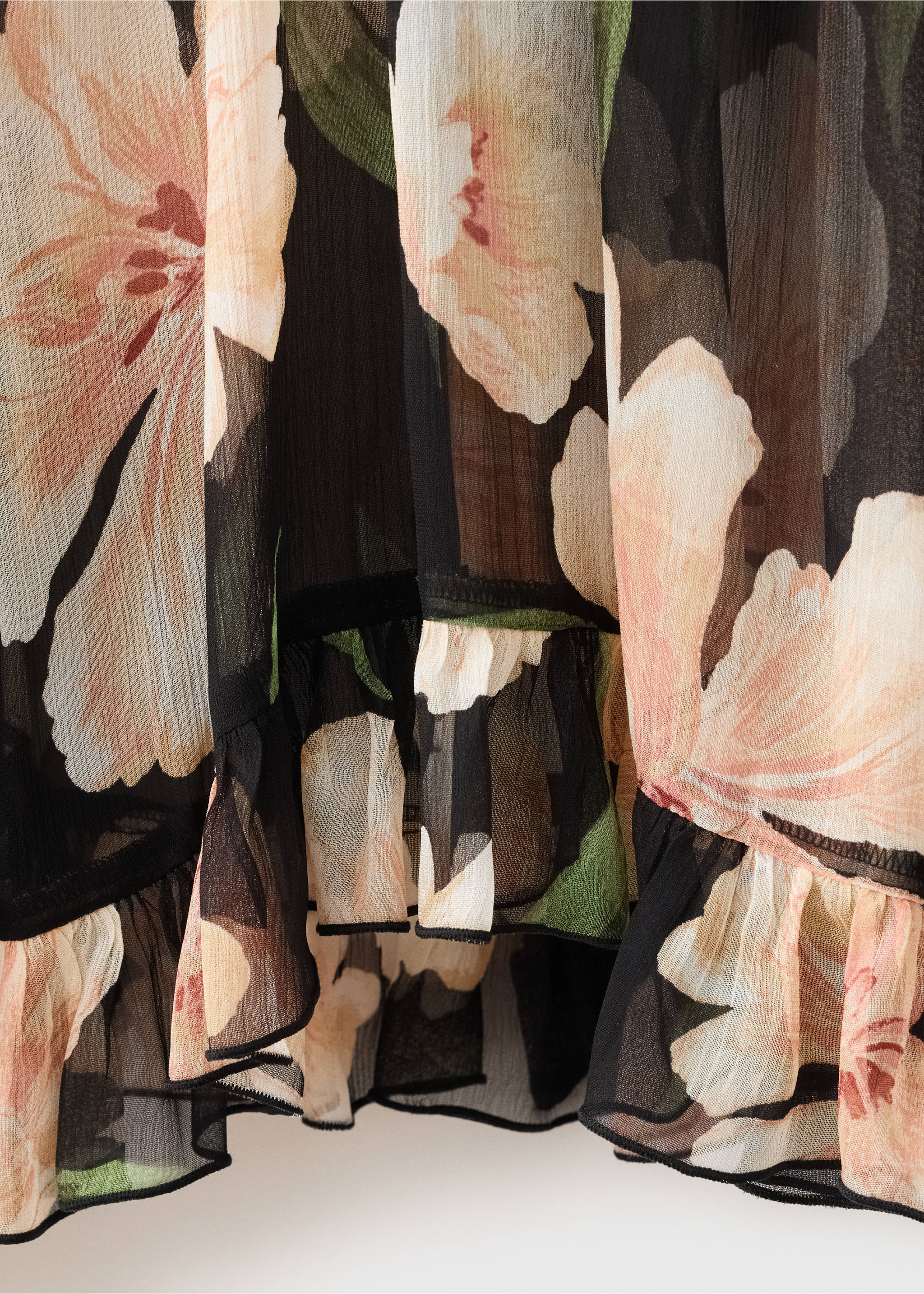 Semi-transparent floral blouse - Details of the article 8, Black. Ref: 17074099-00.