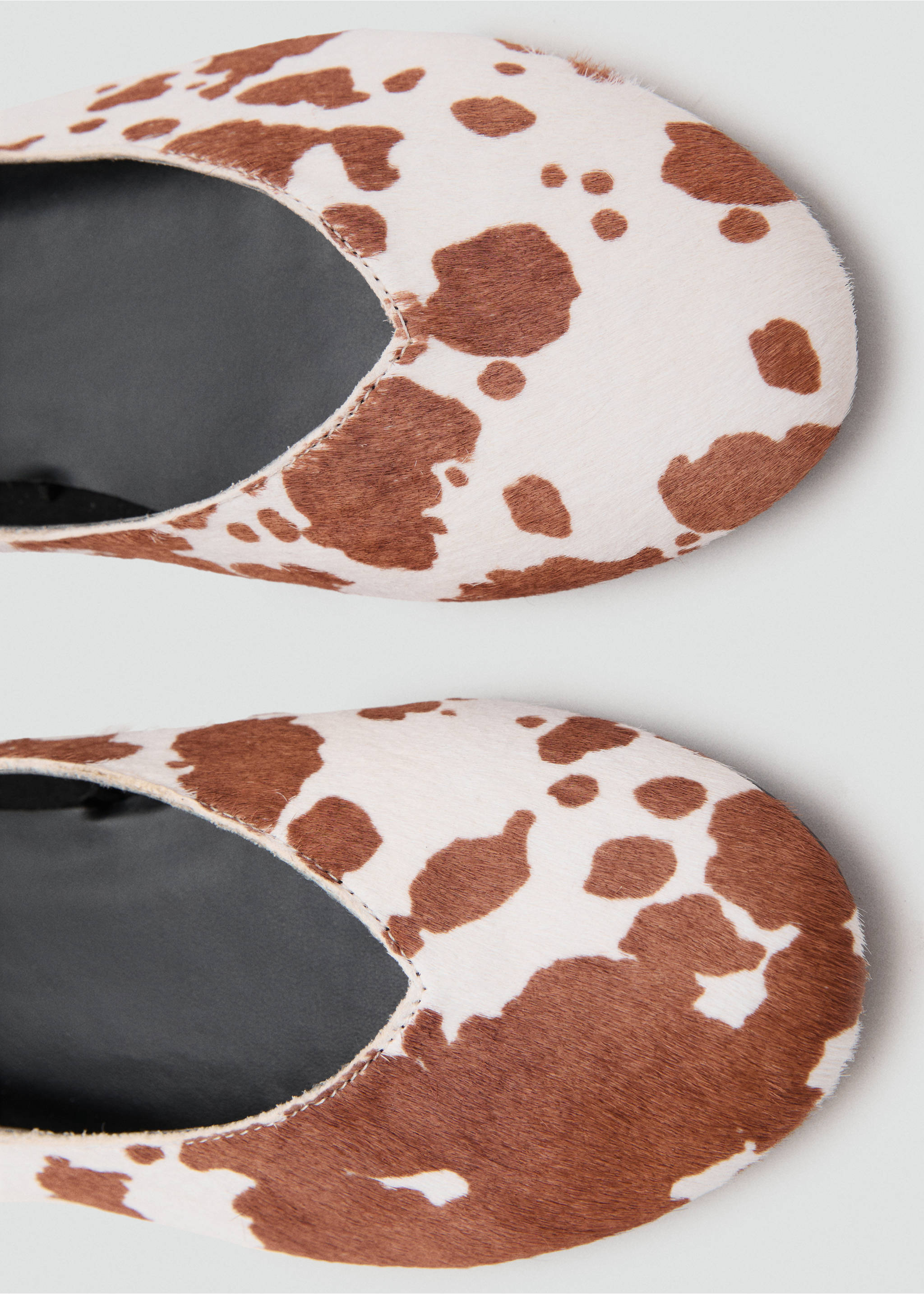 Cow leather ballet flats - Details of the article 2, White. Ref: 17074100-00.