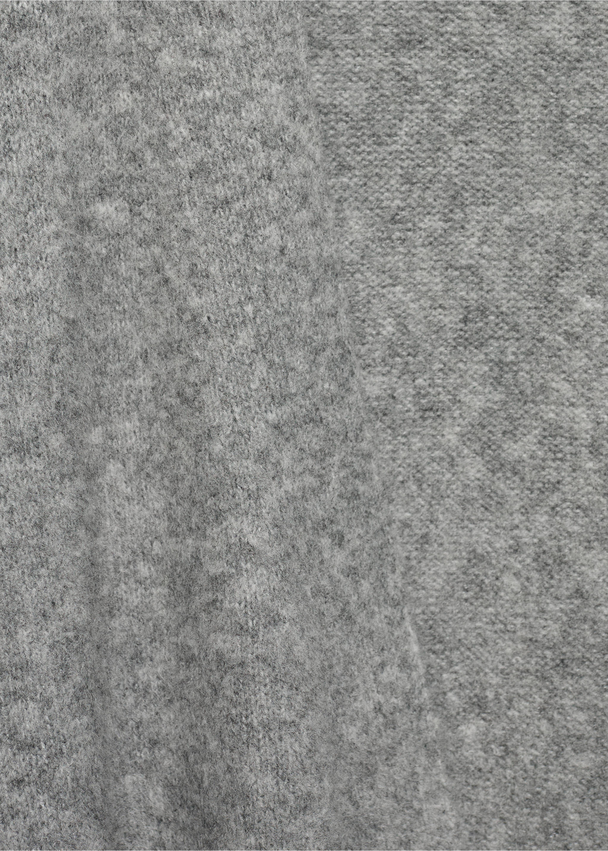 Càrdigan punt - Detall de l'article 0, Gris. Ref: 17074101-00.