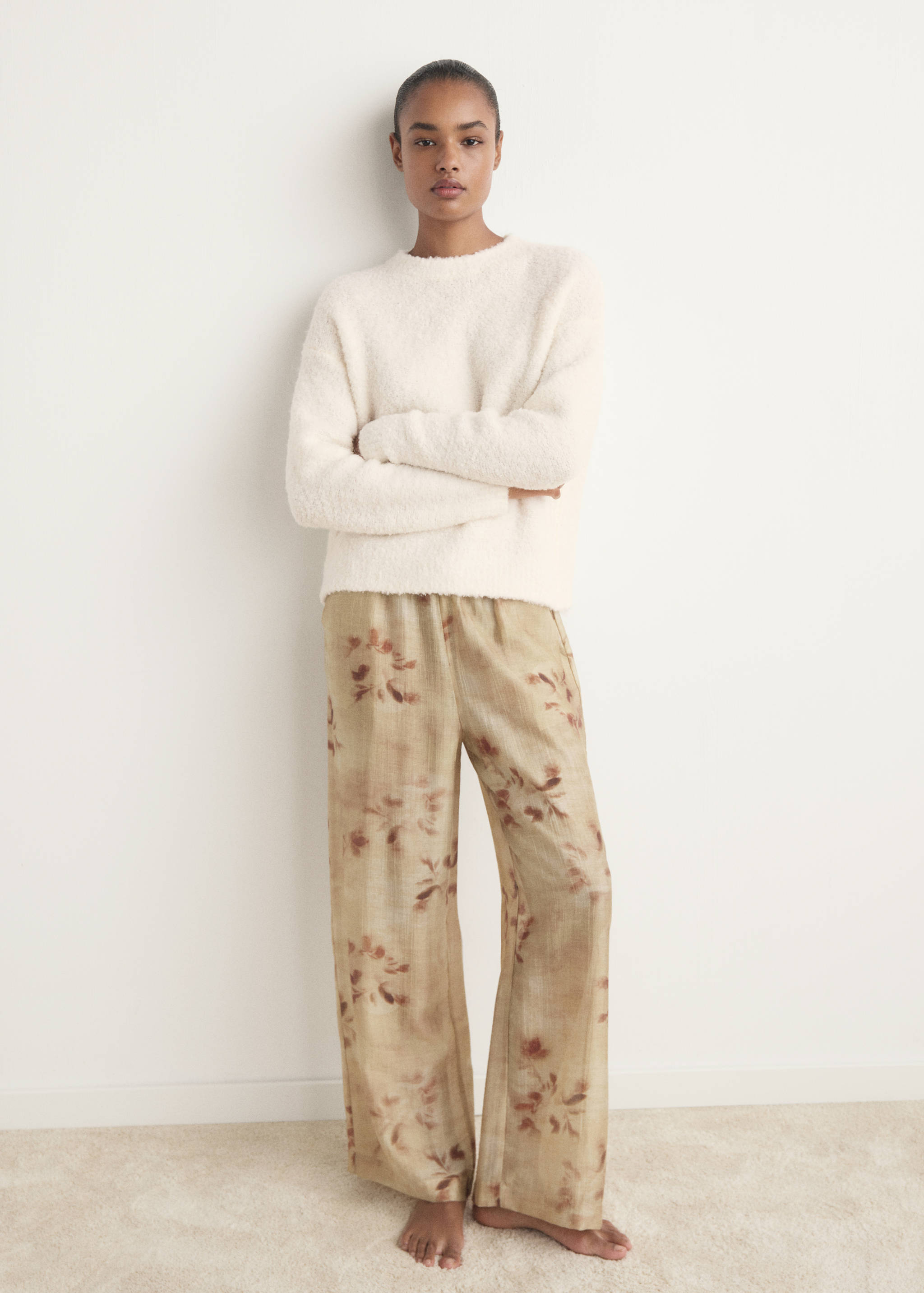 Bouclé-effect sweater - General plane