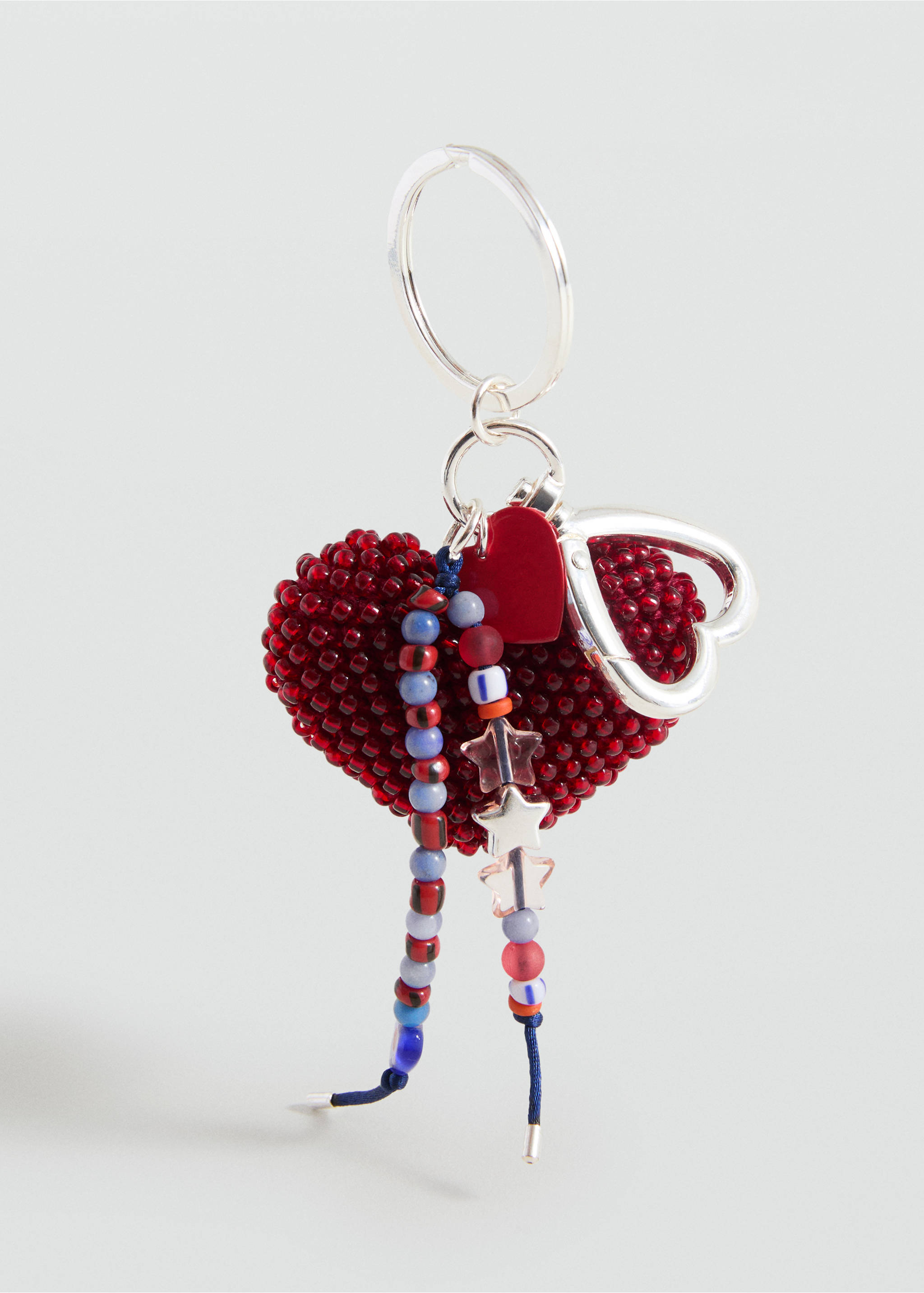 Beaded heart keychain - Details of the article 1, Red. Ref: 17074115-00.