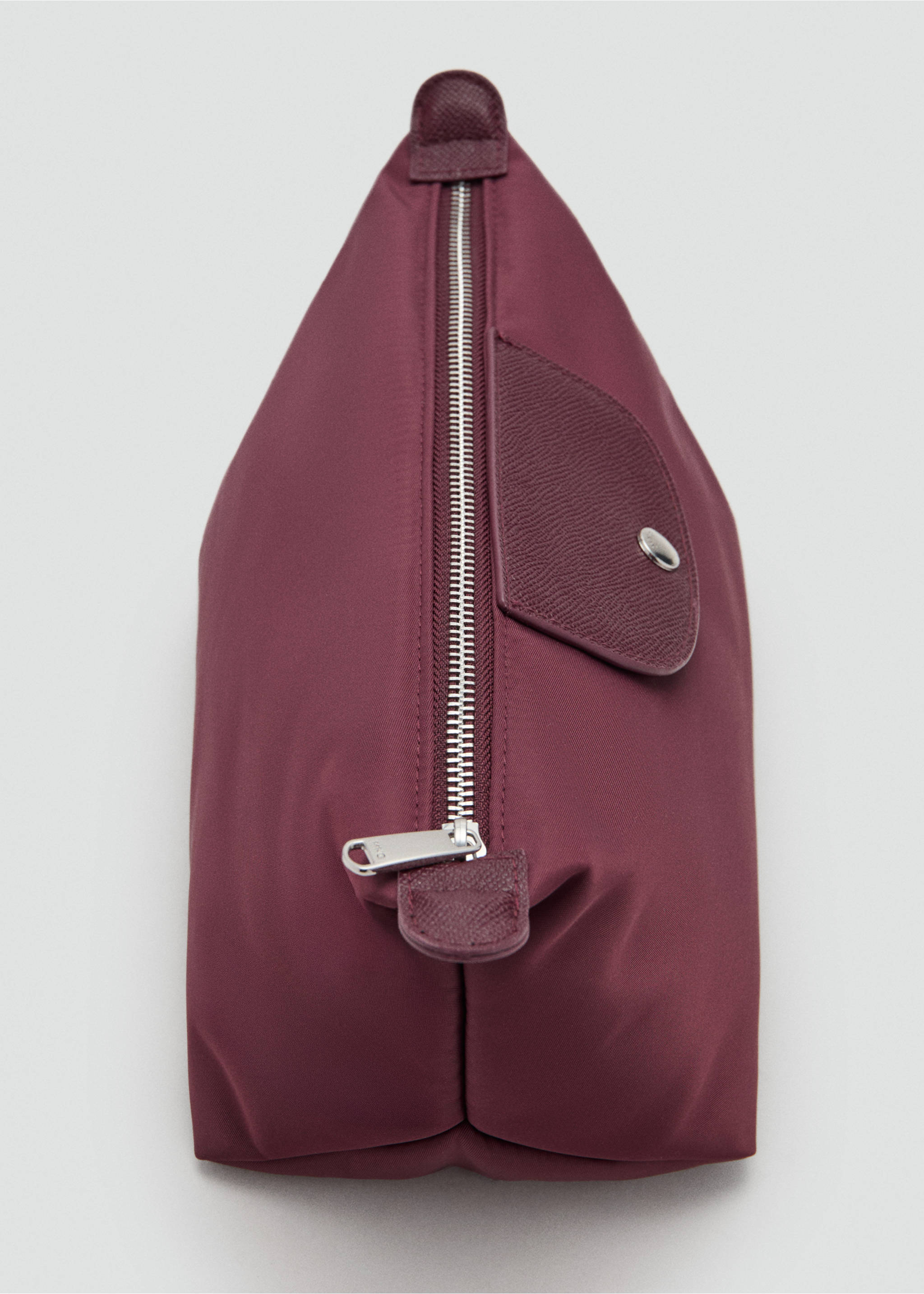 Large combined nylon toiletry bag - Details of the article 1, Burgundy. Ref: 17074122-00.