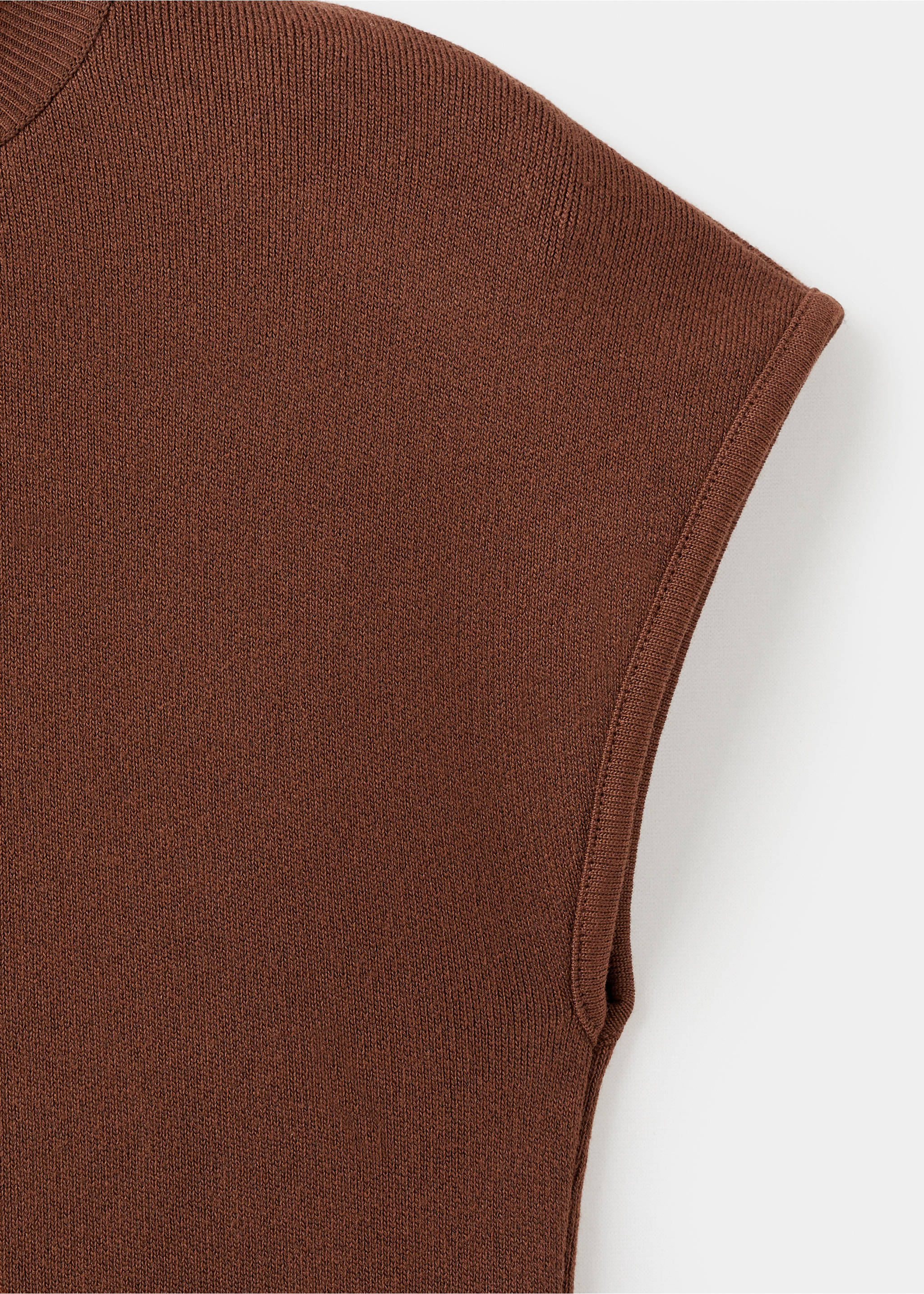 Short-sleeved fine-knit sweater - Details of the article 8, Brown. Ref: 17074129-00.