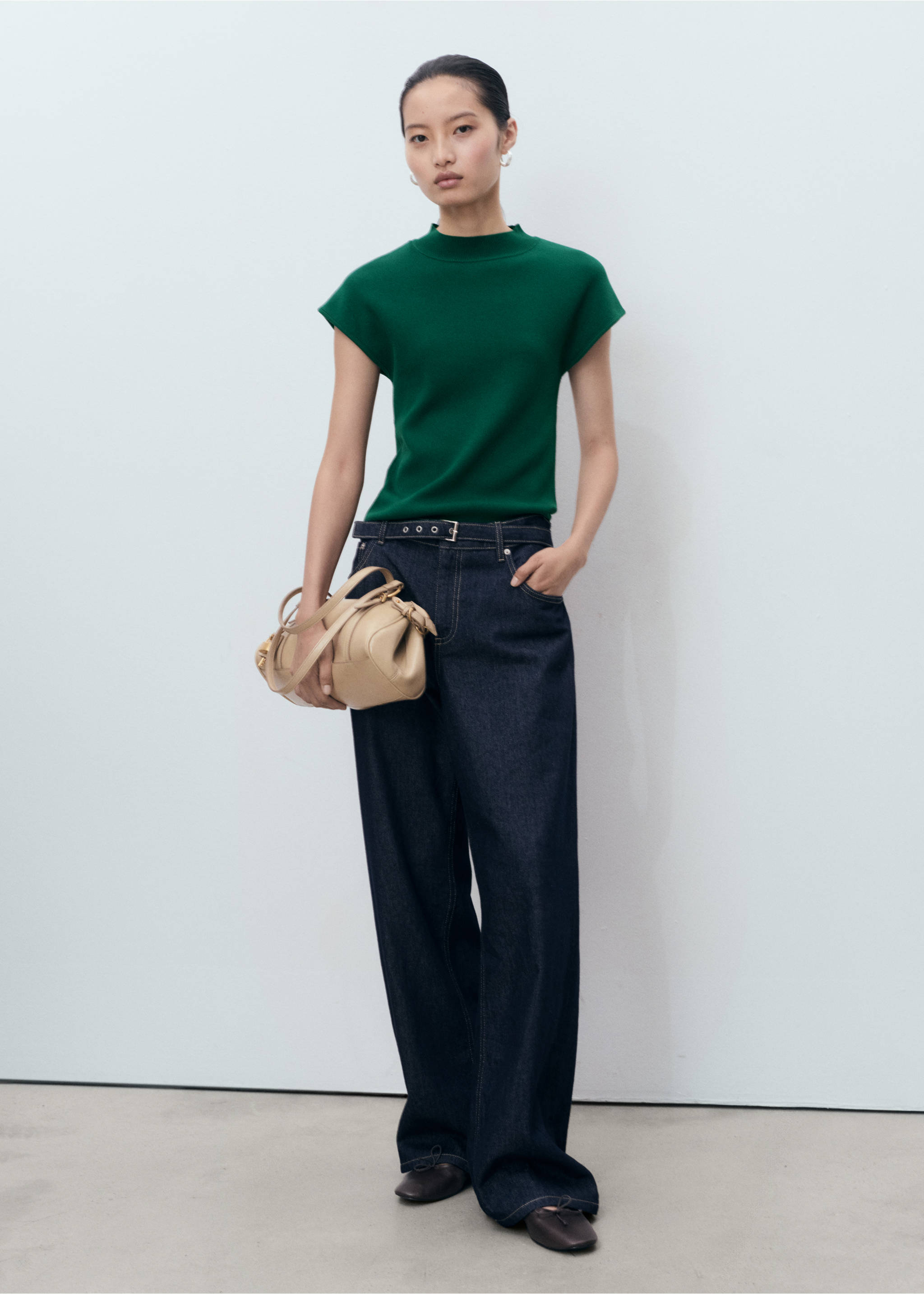 Short-sleeved fine-knit sweater - General plane, Dark Green. Ref: 17074129-00.