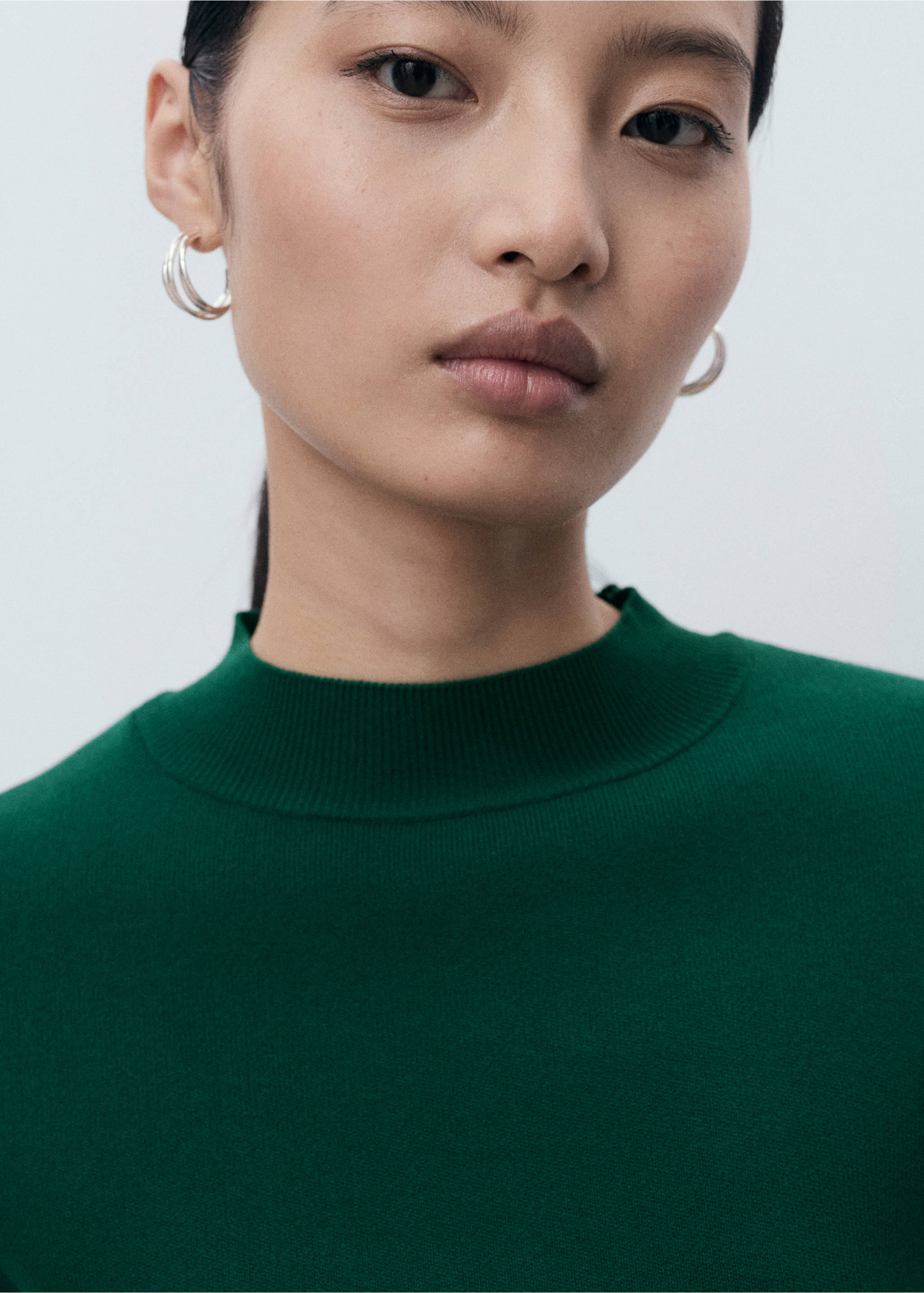 Short-sleeved fine-knit sweater - Details of the article 1, Dark Green. Ref: 17074129-00.