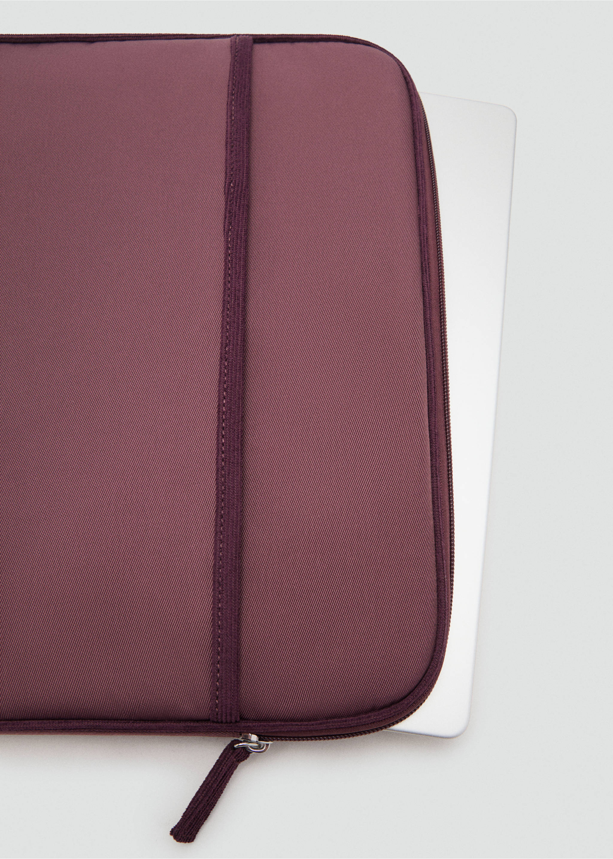 Laptop case - Details of the article 1, Burgundy. Ref: 17074134-00.
