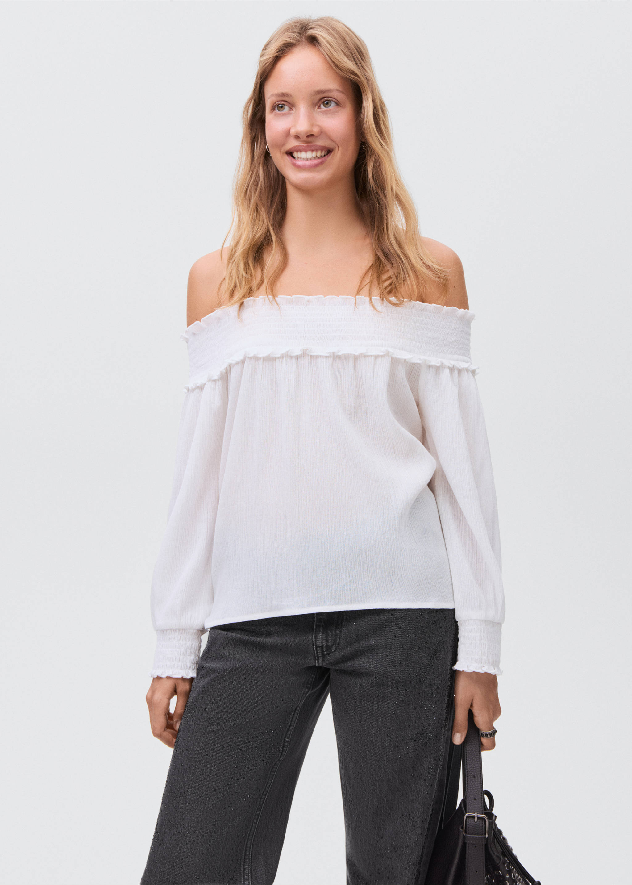 Strapless blouse with ruffled panel - Details of the article 4, Off White. Ref: 17074136-00.