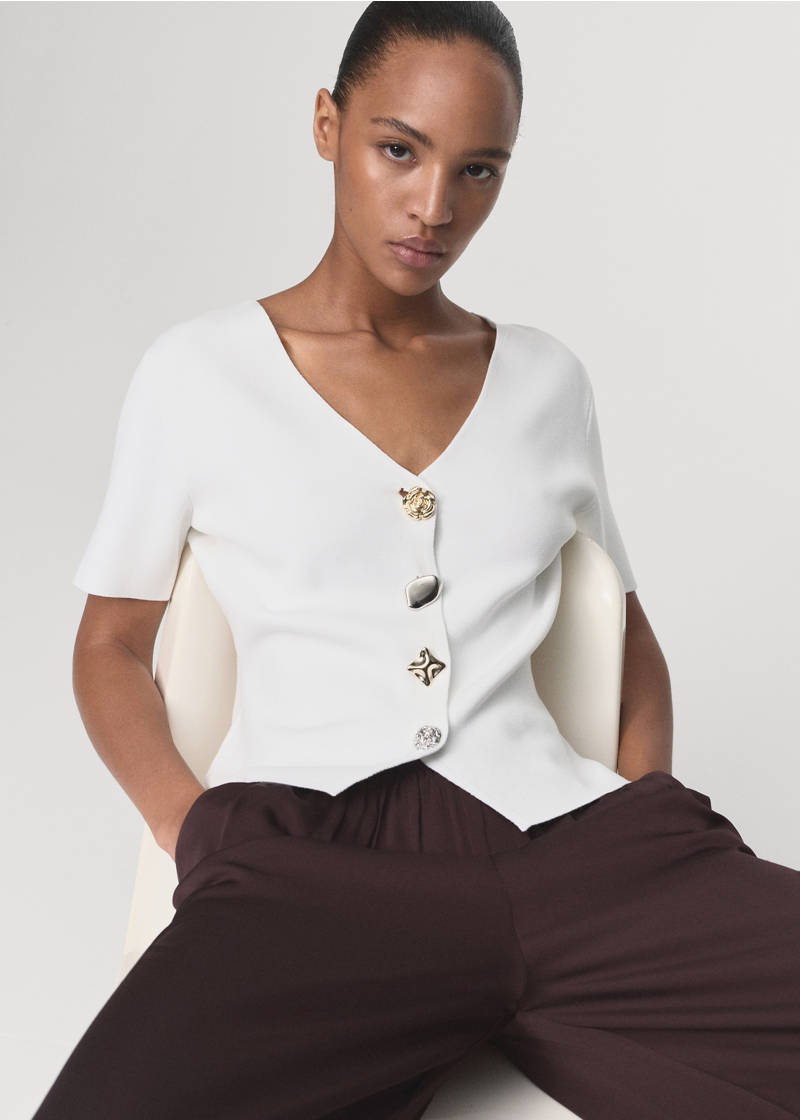 Knitted cardigan with jewel button - White