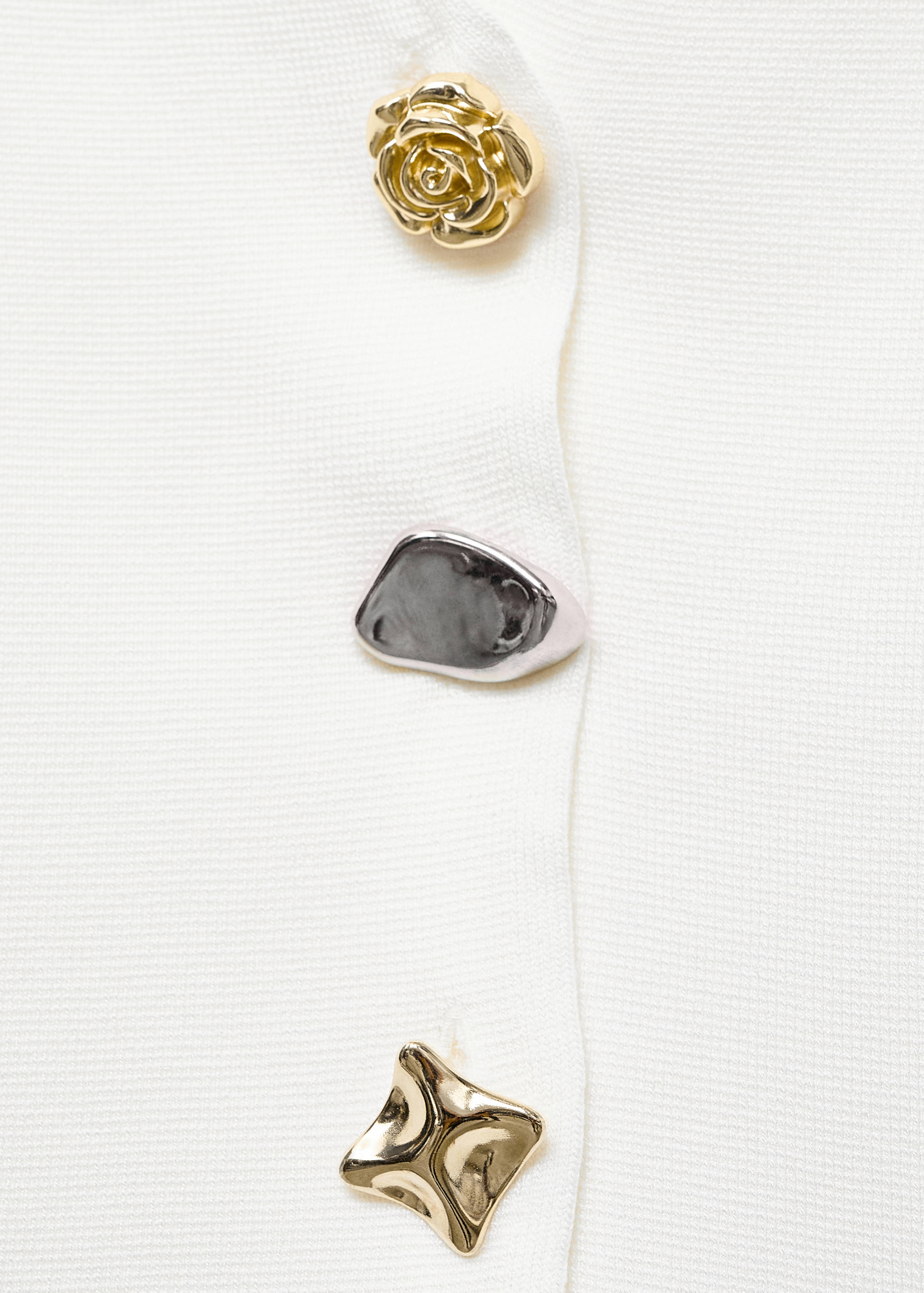 Knitted cardigan with jewel button - Details of the article 8