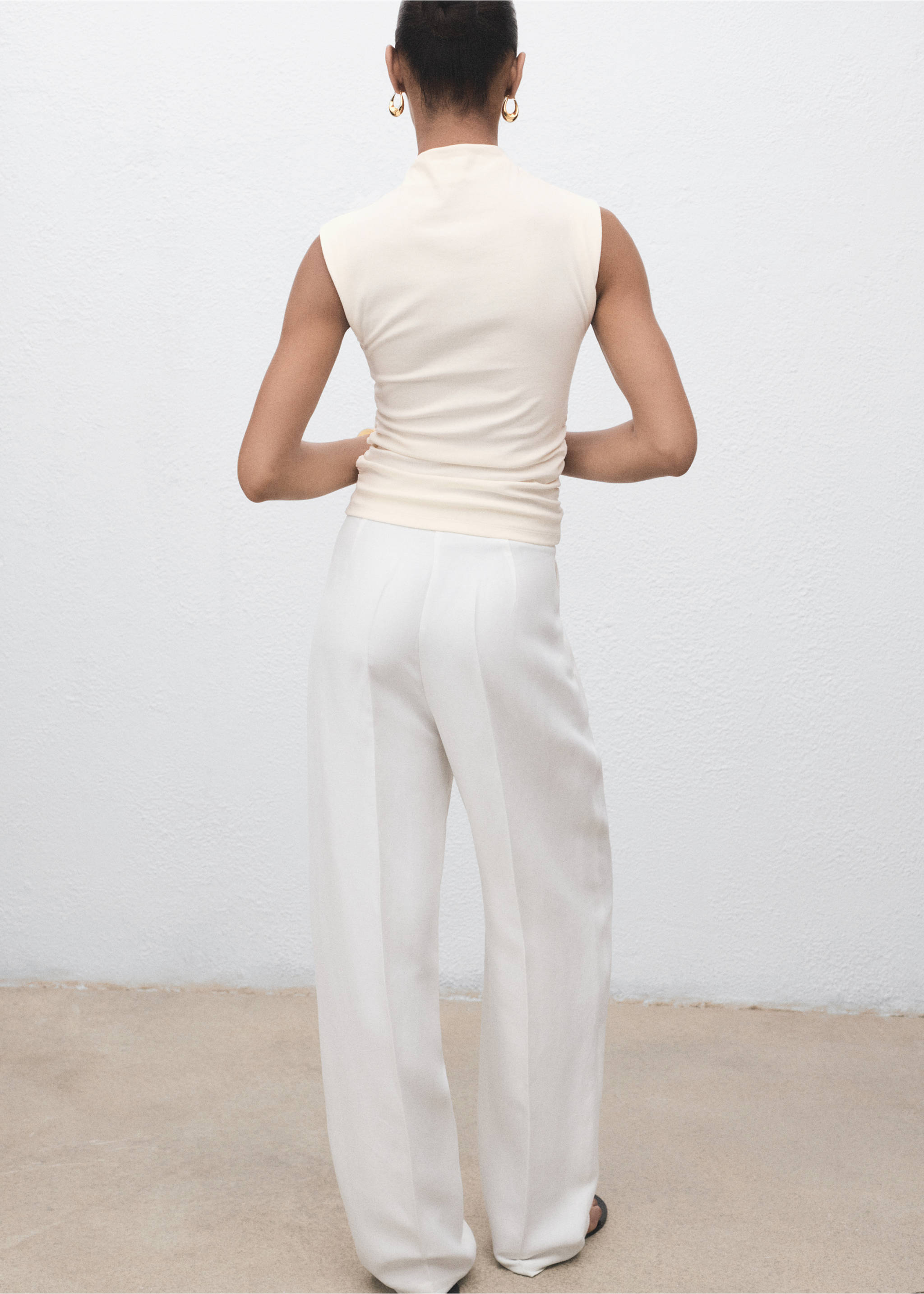 Ruched fitted top - Reverse of the article, Off White. Ref: 17074140-00.