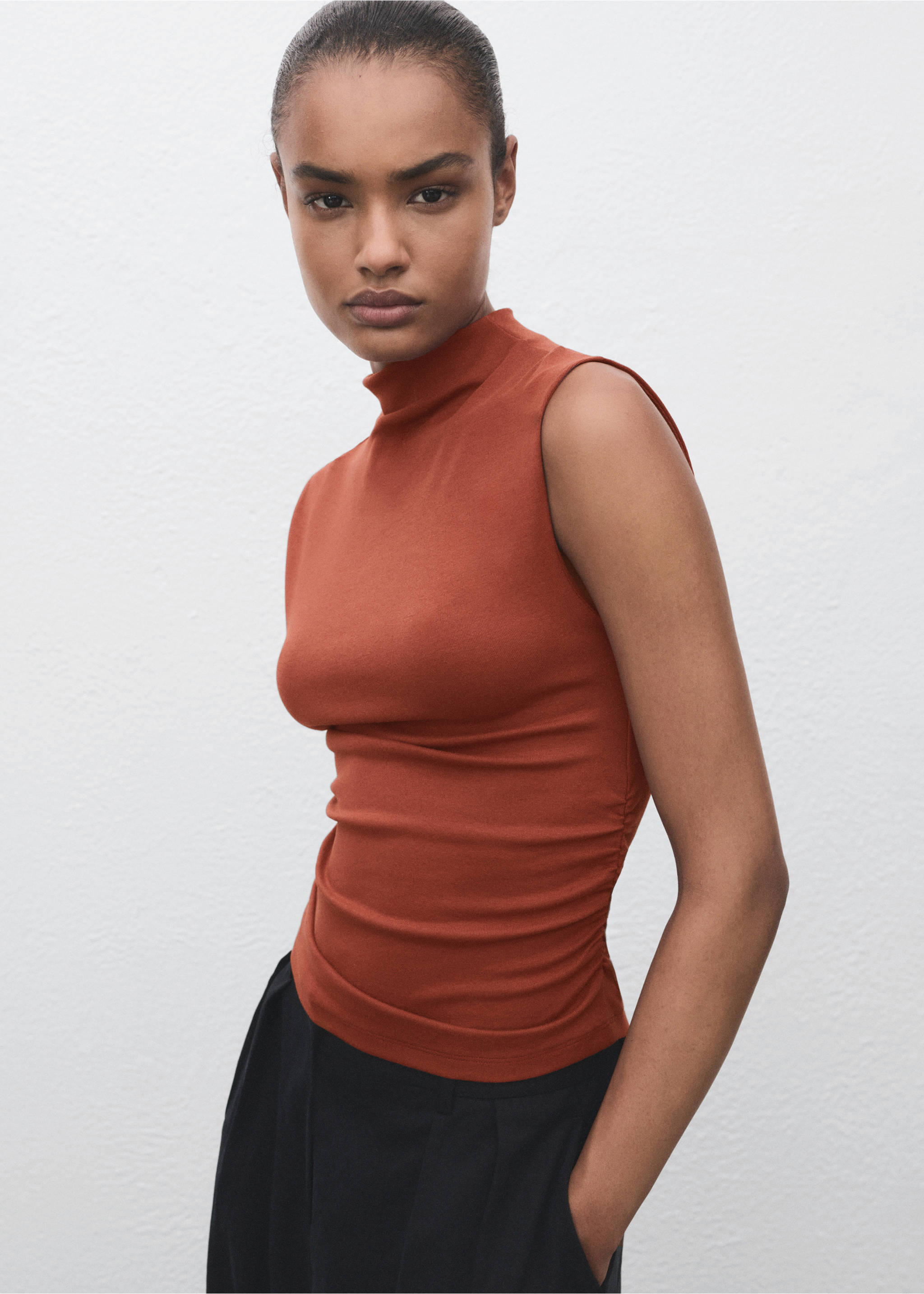 Ruched fitted top - Medium plane, Russet. Ref: 17074140-00.