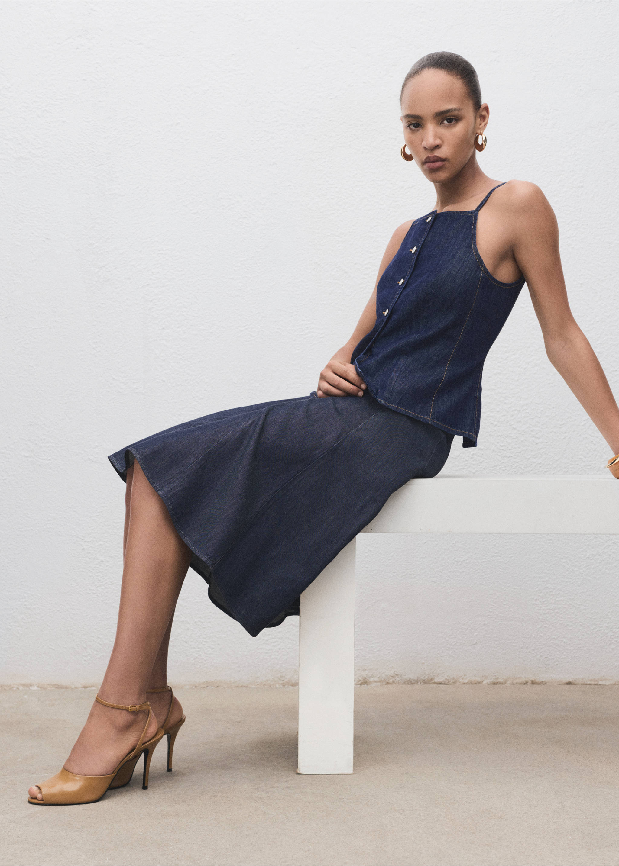 Top din denim cu nasturi - Detaliu al articolului 2, Albastru foarte deschis. Ref: 17074141-00.