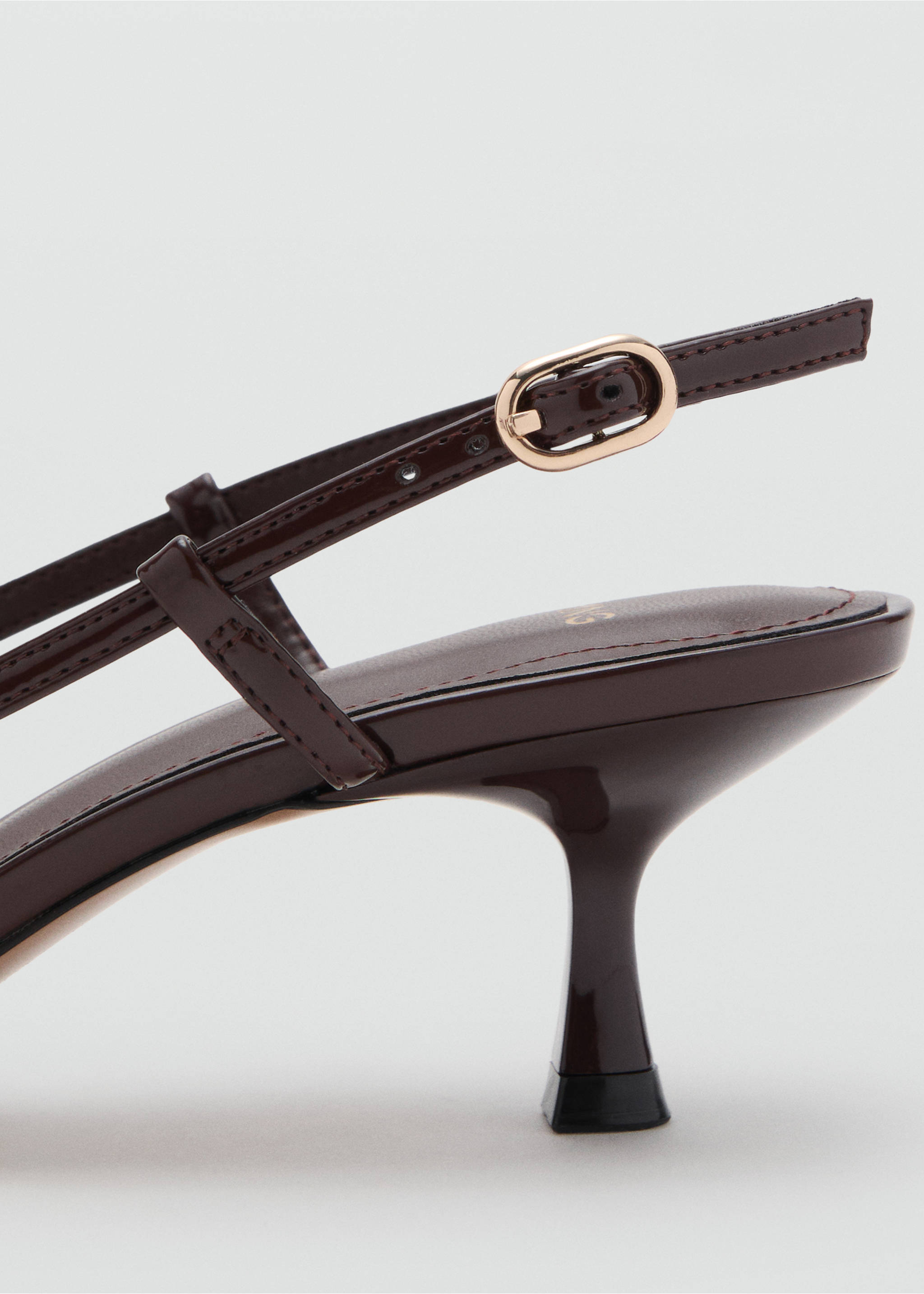 Kitten-heel patent leather shoes - Details of the article 1, Chocolate. Ref: 17074435-00.