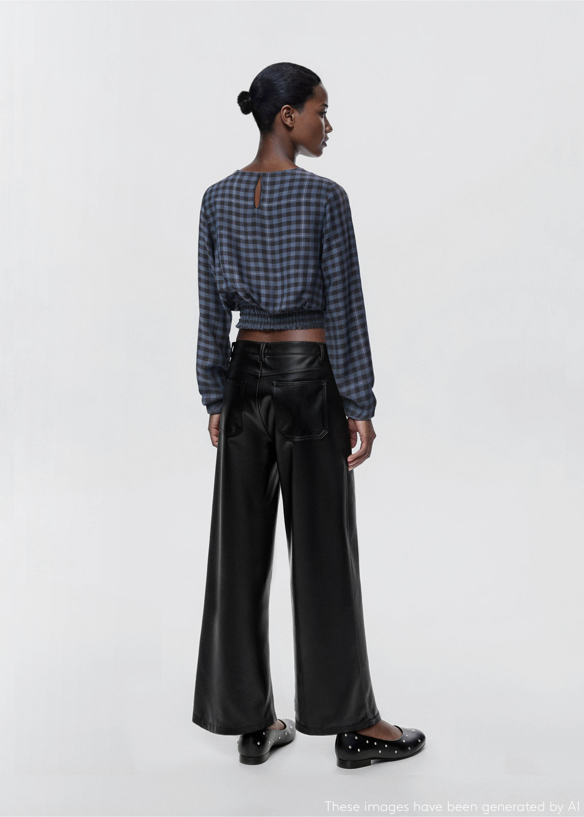 Studded leather-effect trousers - Reverse of the article, Black. Ref: 17074778-00.