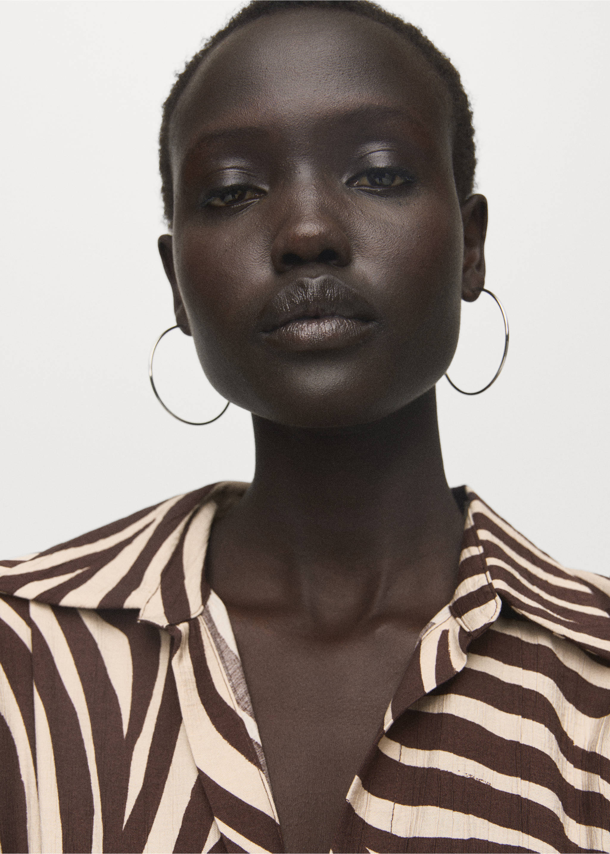 Printed shirt dress - Details of the article 1, Black. Ref: 17074785-00.