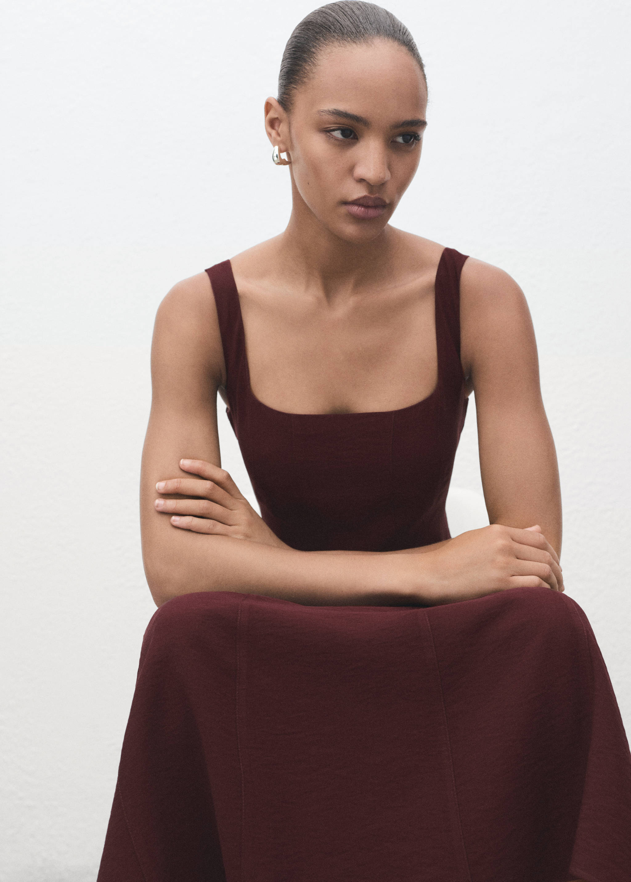 Midi-dress with stitching - Details of the article 2