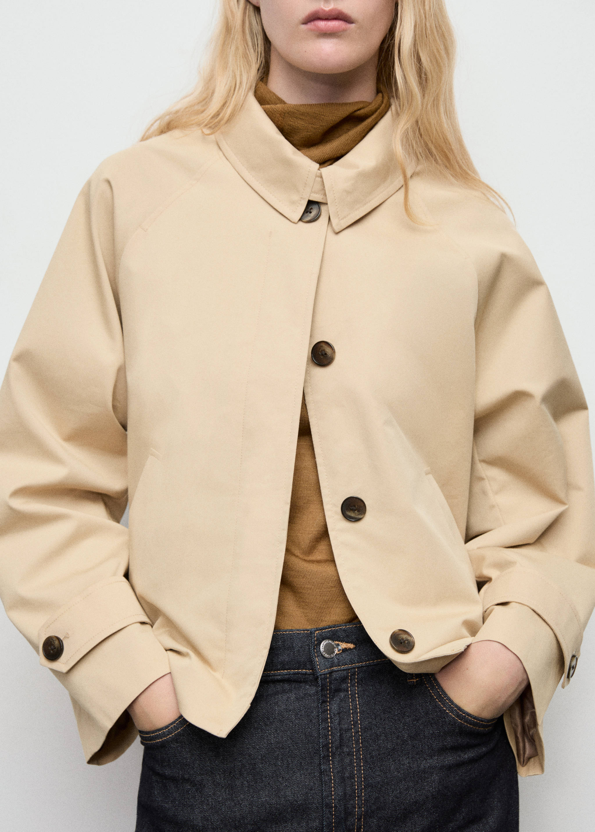 Trench corto oversize trabillas - Detalle del artículo 3