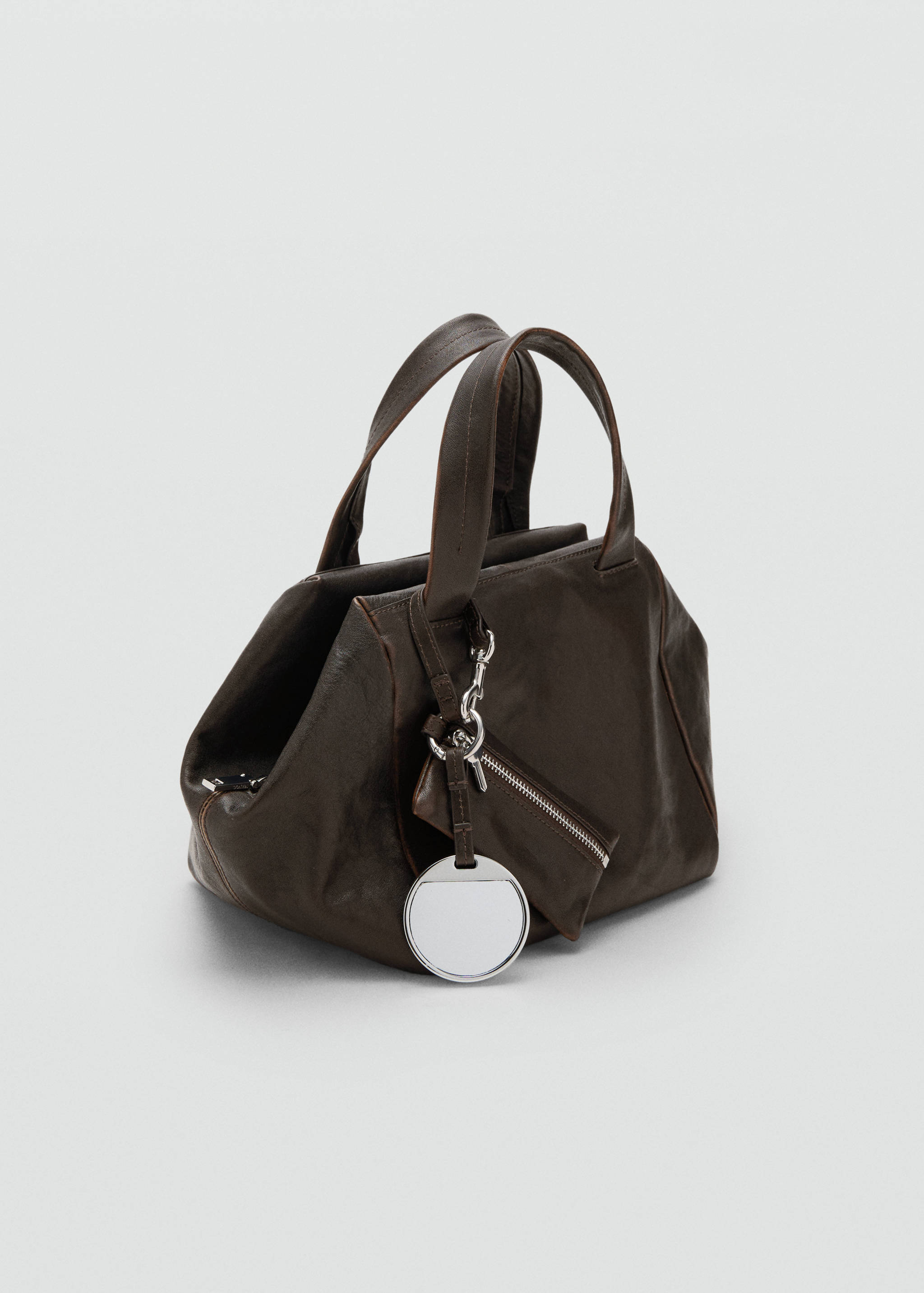 Bolso mano piel charms - Plano medio