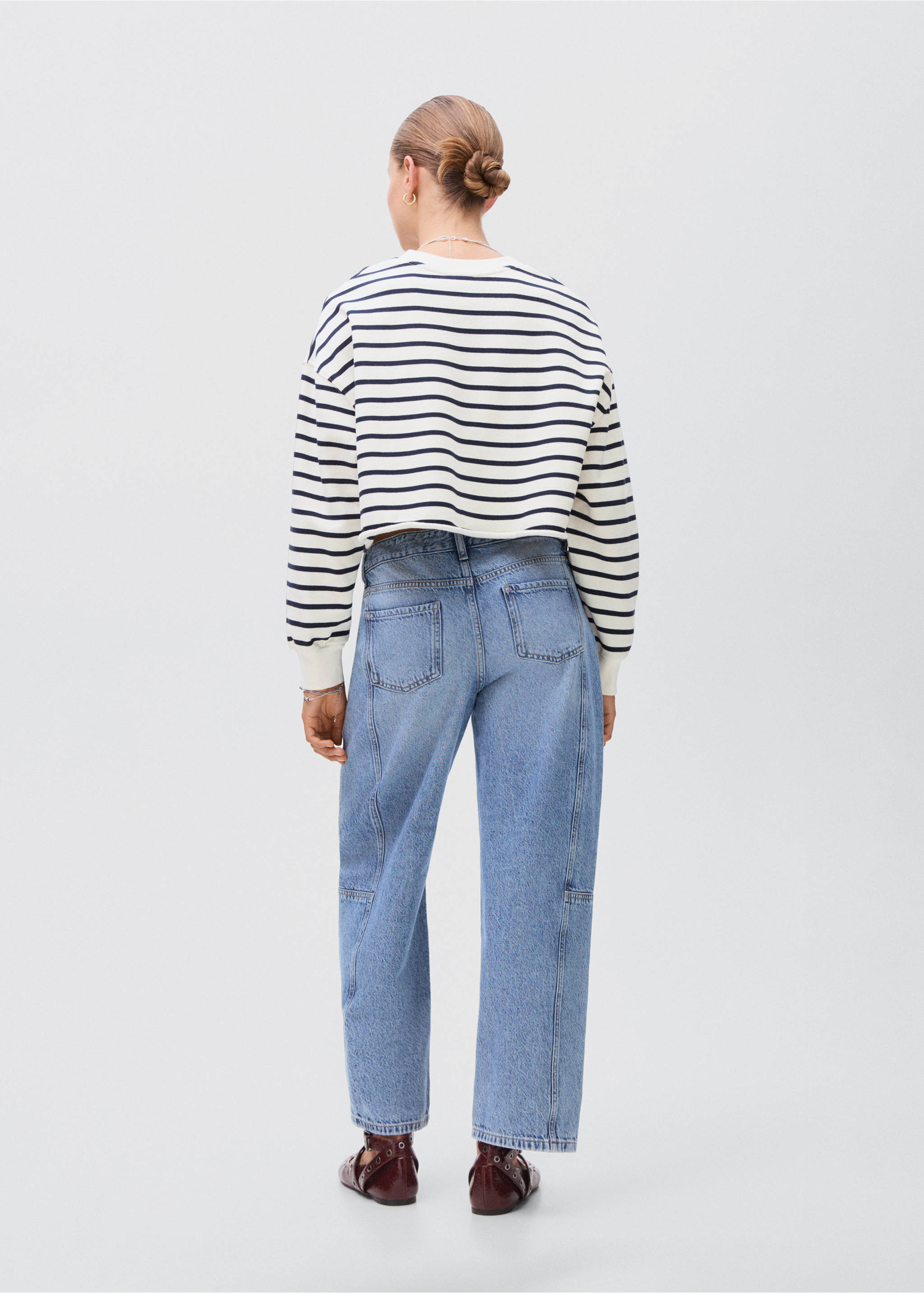 Contrast striped sweatshirt - Reverse of the article, Off White. Ref: 17075792-00.