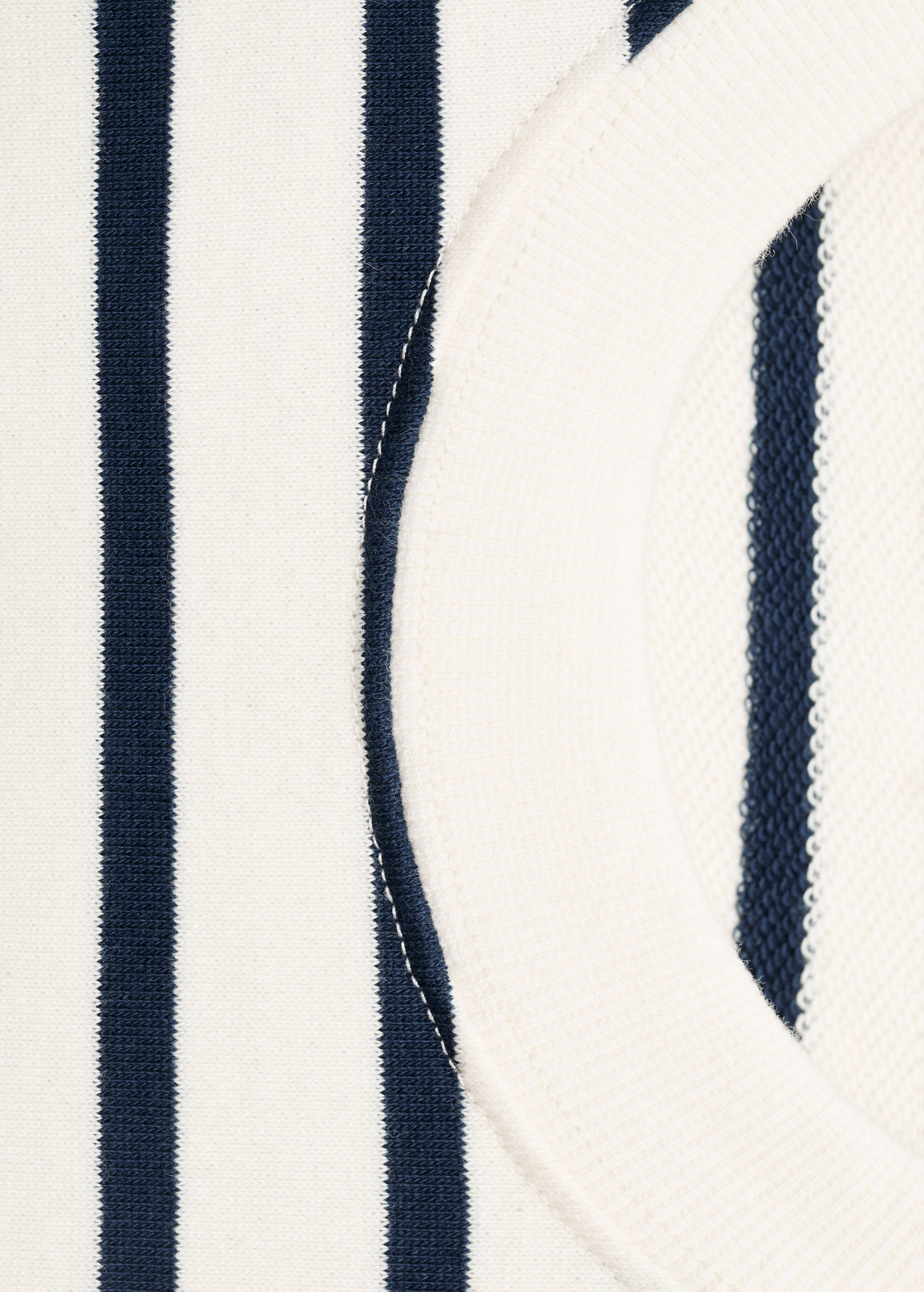 Contrast striped sweatshirt - Details of the article 8