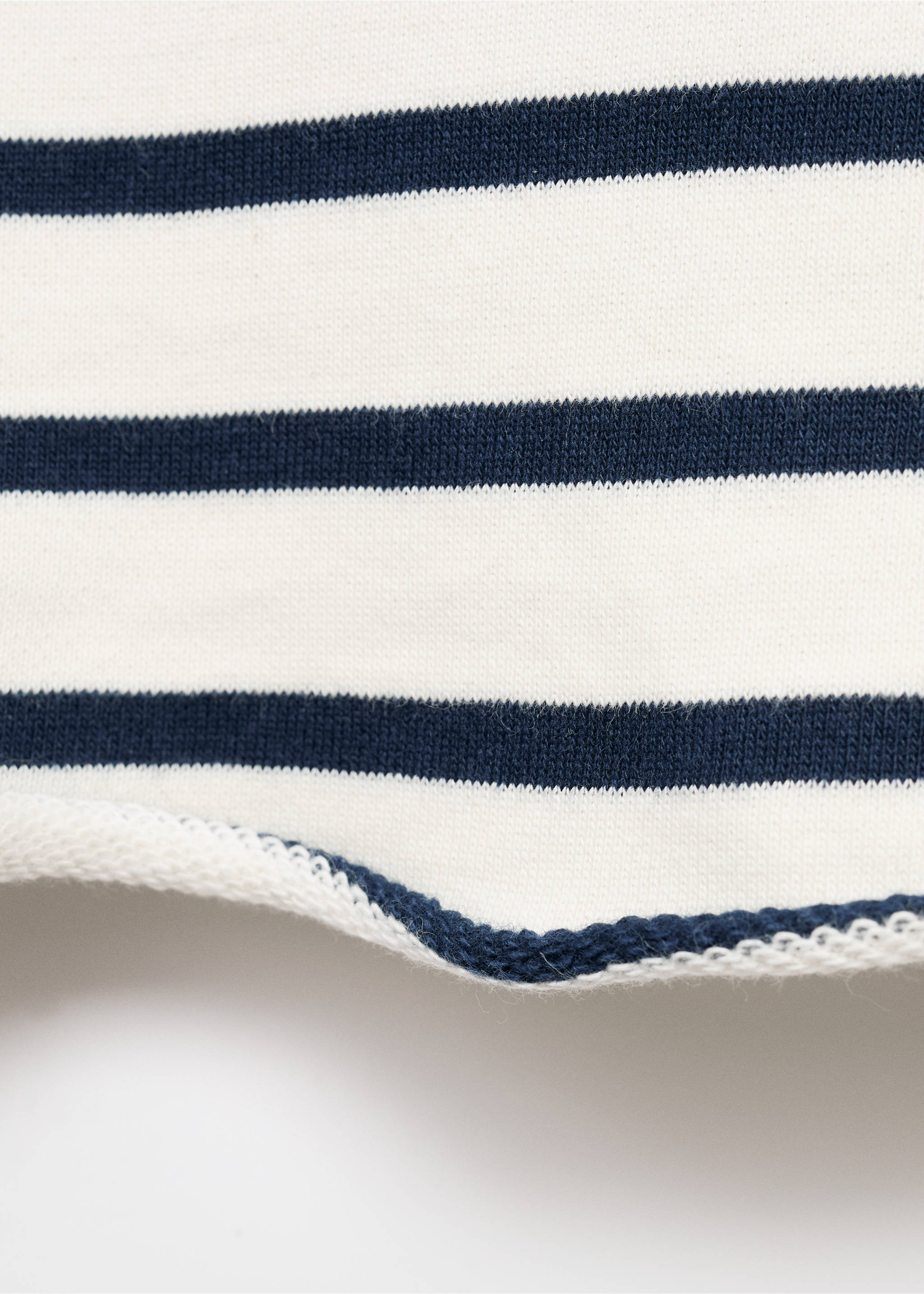 Contrast striped sweatshirt - Details of the article 0, Off White. Ref: 17075792-00.