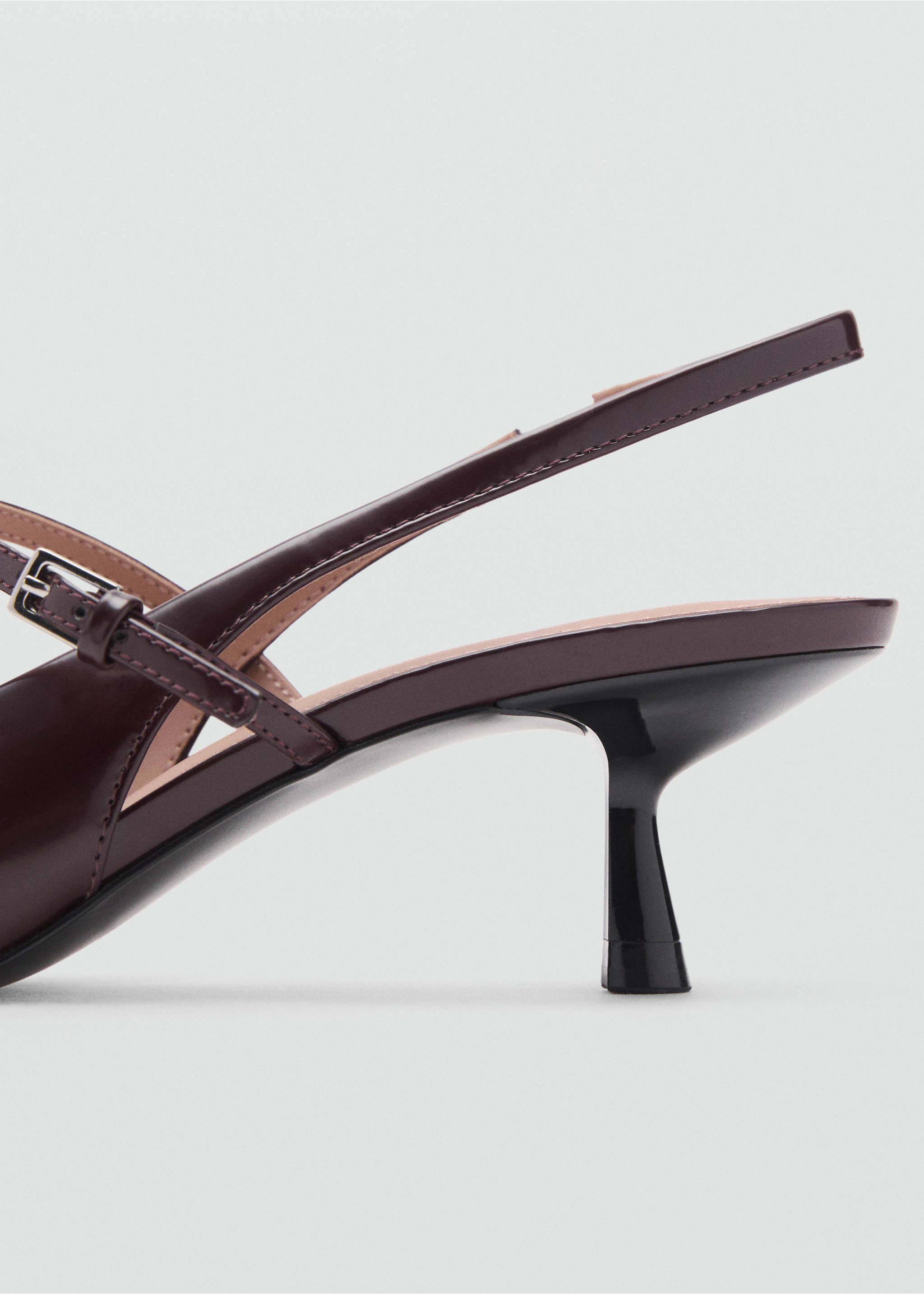 Chaussures vernies talon kitten heel - Détail de l'article 1, Chocolat. Ref: 17075800-00.