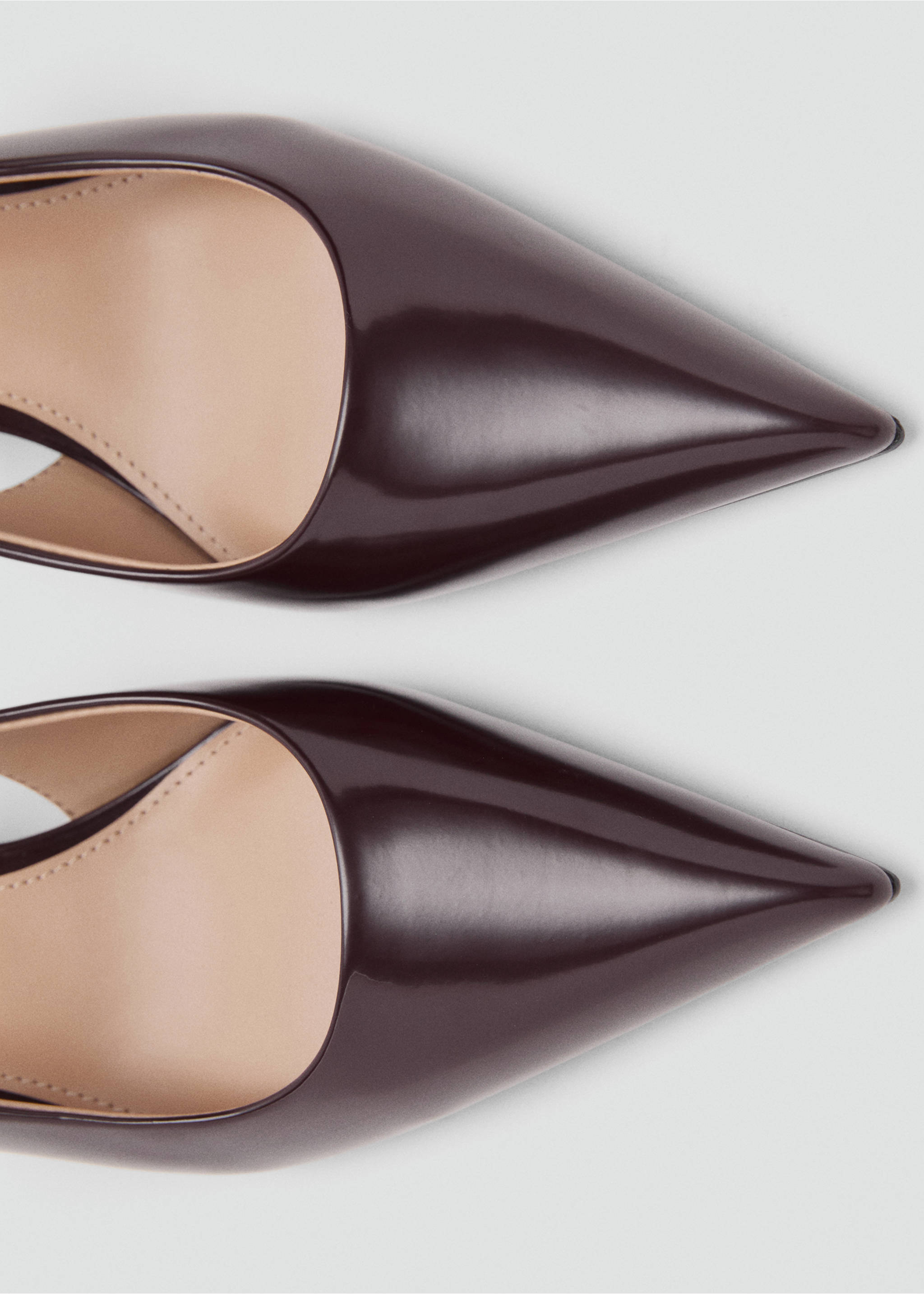 Chaussures vernies talon kitten heel - Détail de l'article 2, Chocolat. Ref: 17075800-00.